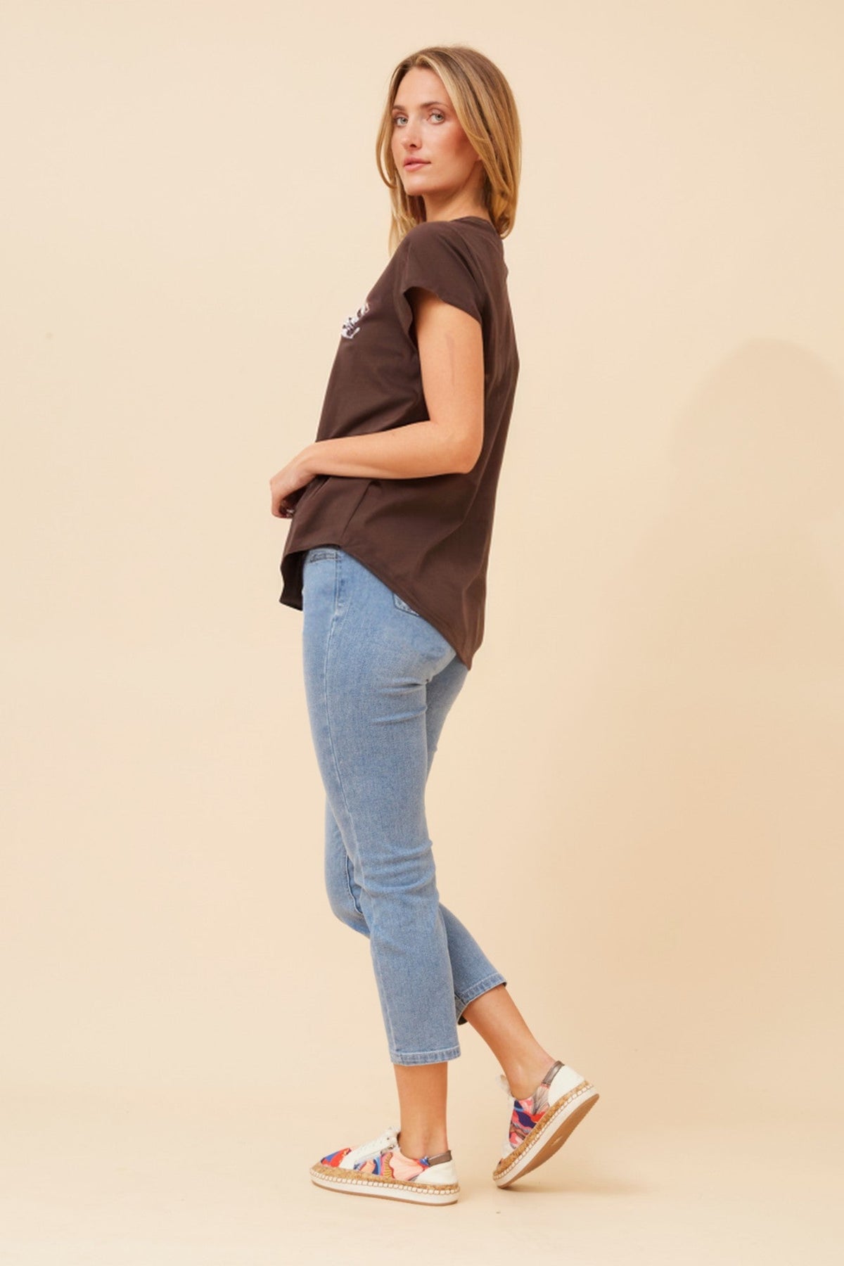 Caroline Morgan Australia ROSLET DIAMANTE DETAIL T-SHIRT (Chocolate)