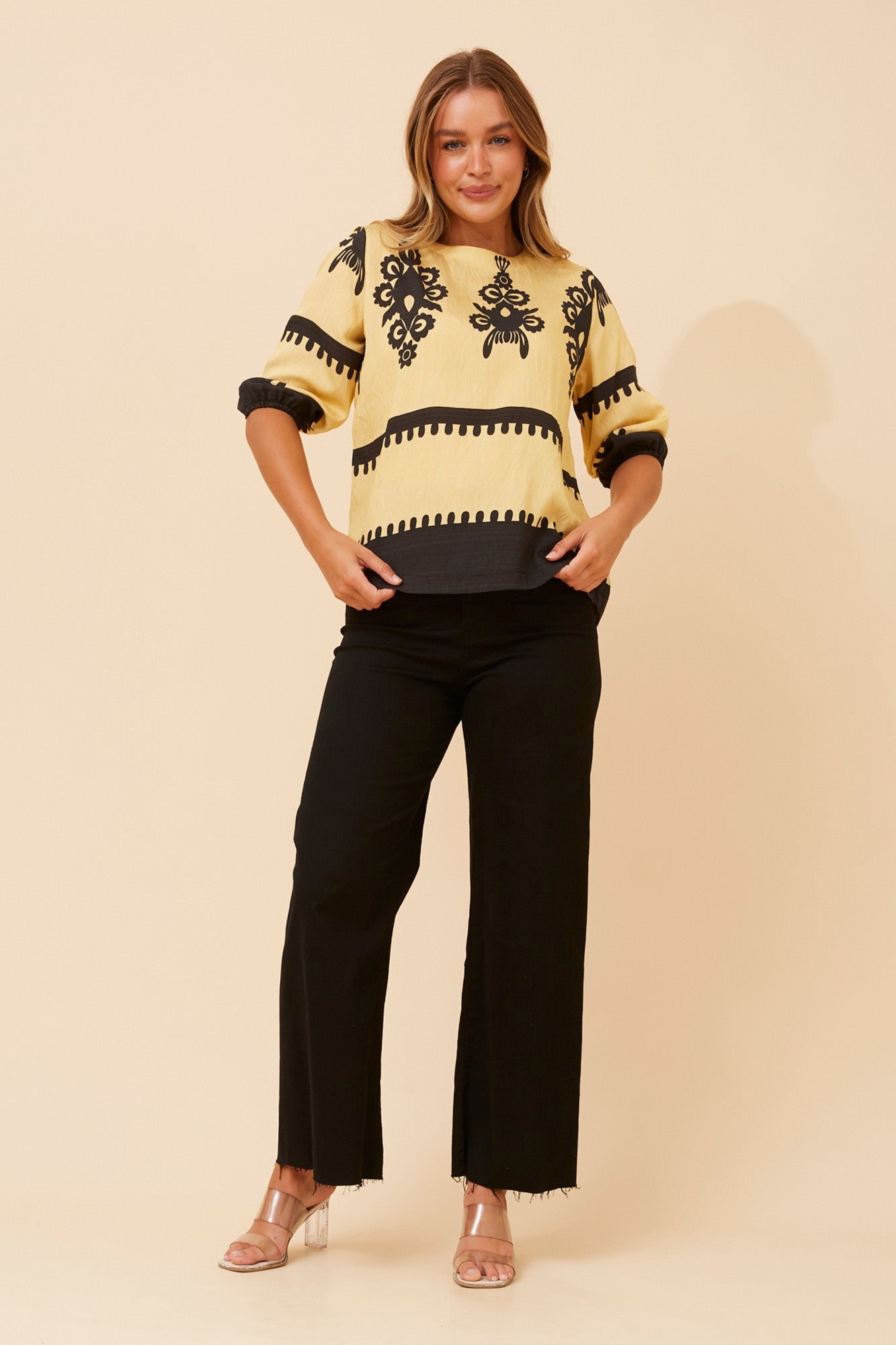 SHAE BORDER PRINT TOP (Pink)