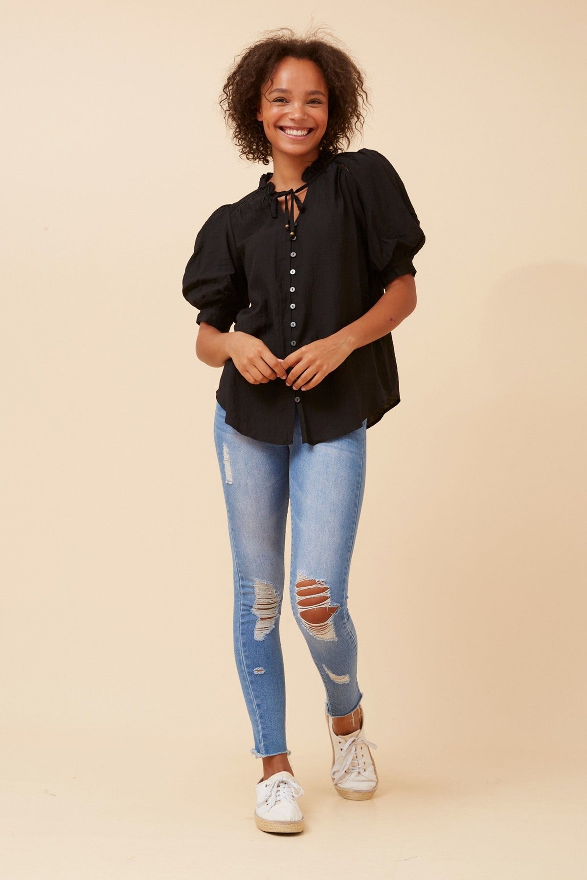JADIRA SOLID BLOUSE (Black)