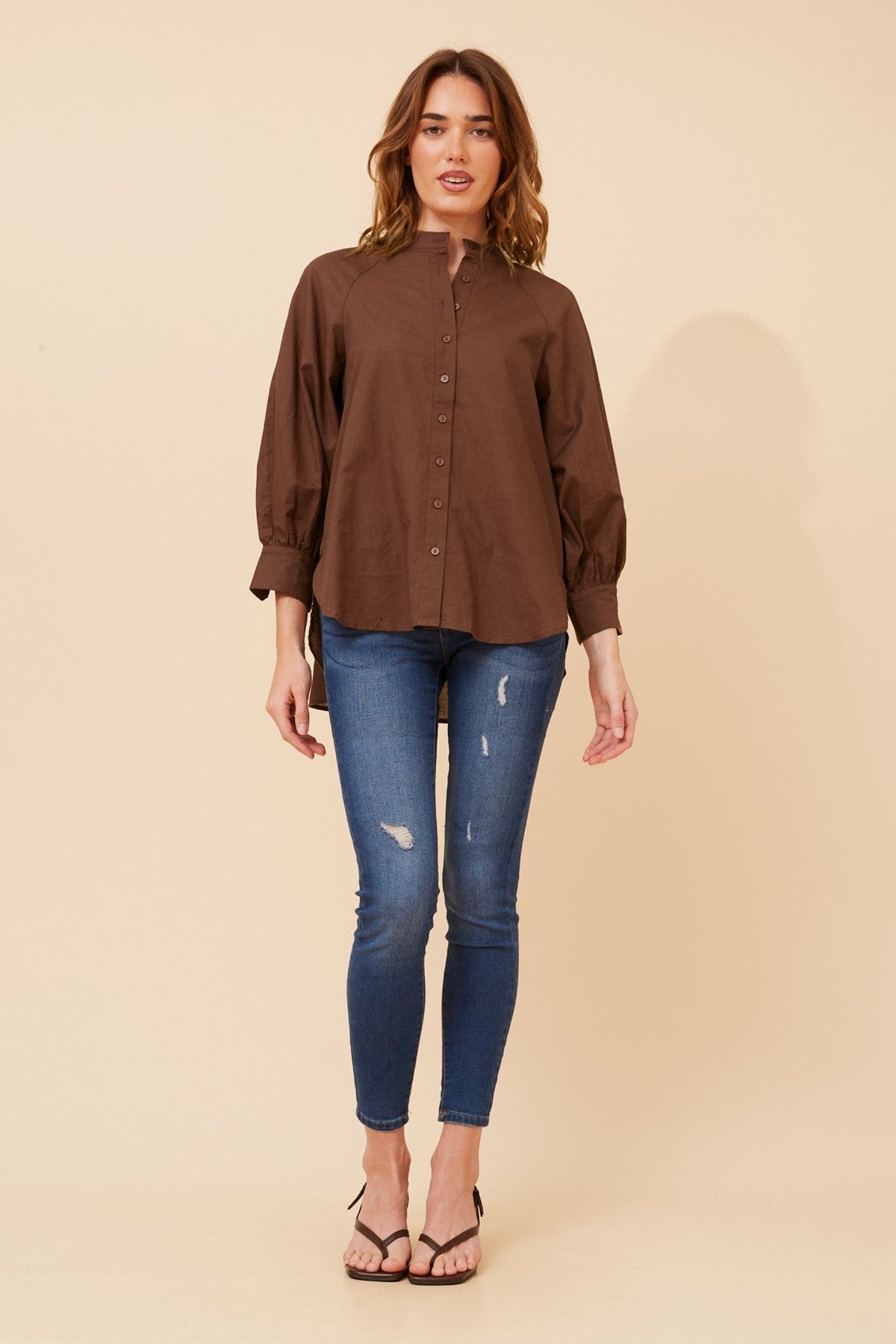 GAYEL SOLID LINEN BLEND BLOUSE (Chocolate)