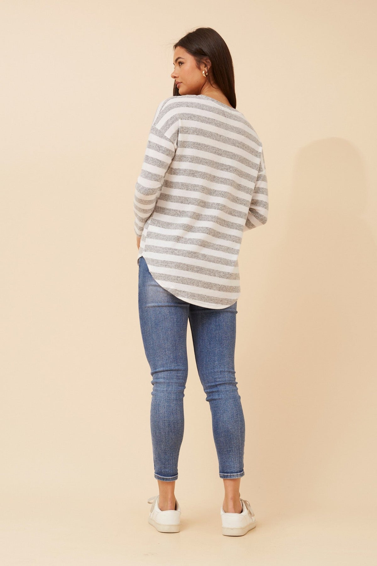 EVA STRIPE PRINT TOP (Grey)
