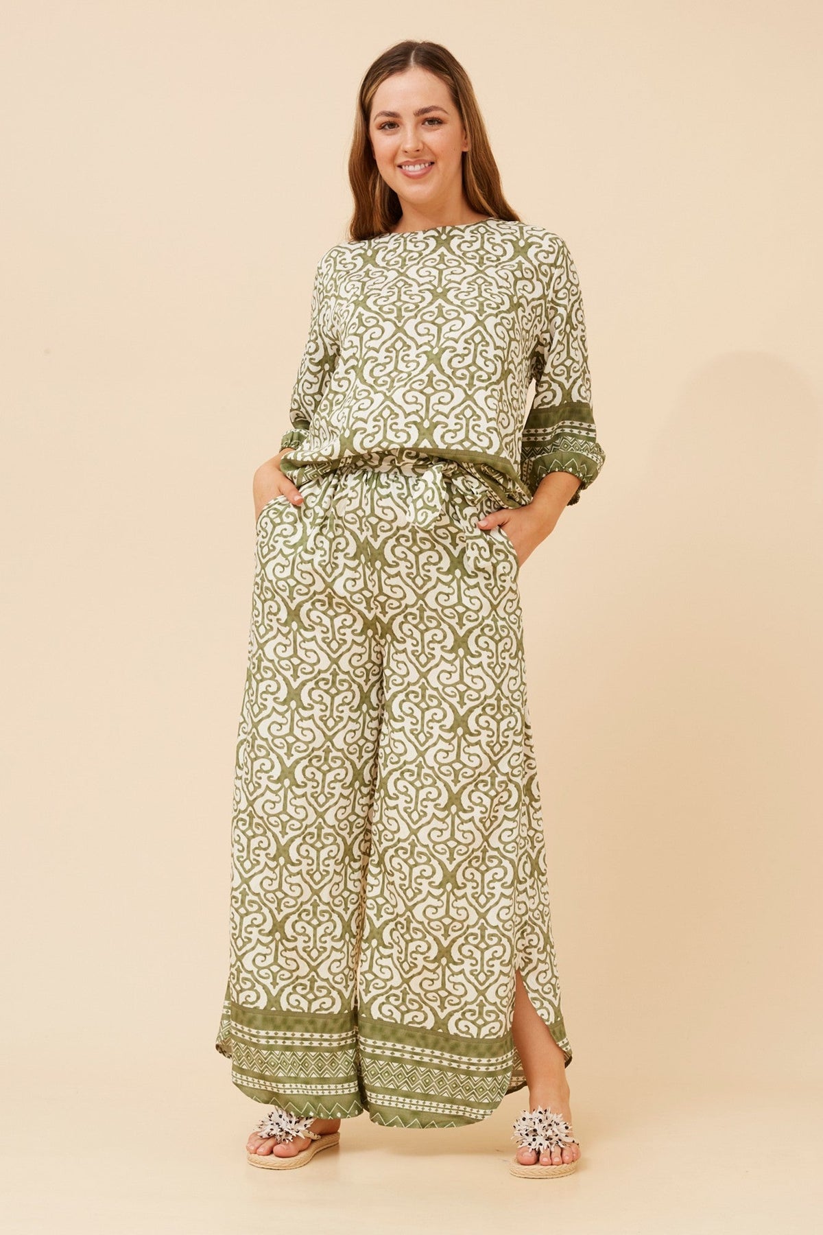 Caroline Morgan Australia SHAE BORDER PRINT TOP (Sage)