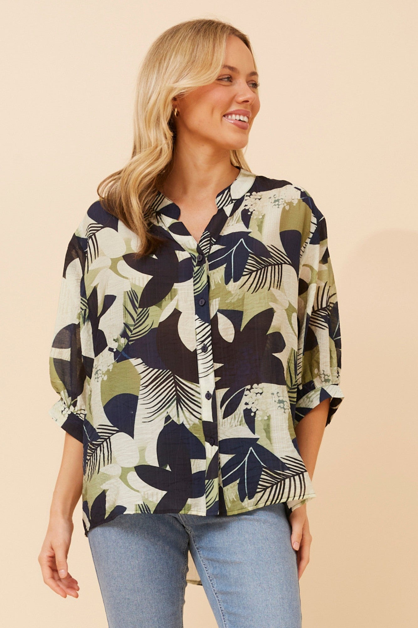 BELINA LEAF PRINT SHIRT (Multi Navy)