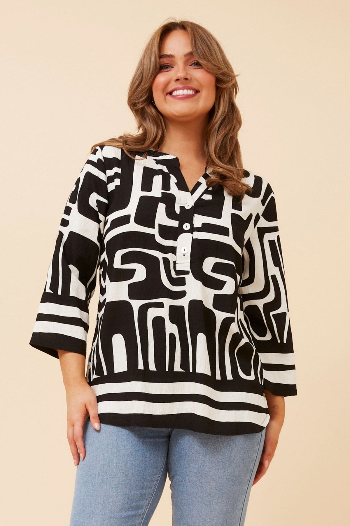 SHILPI ABSTRACT PRINT BLOUSE (Black And White)
