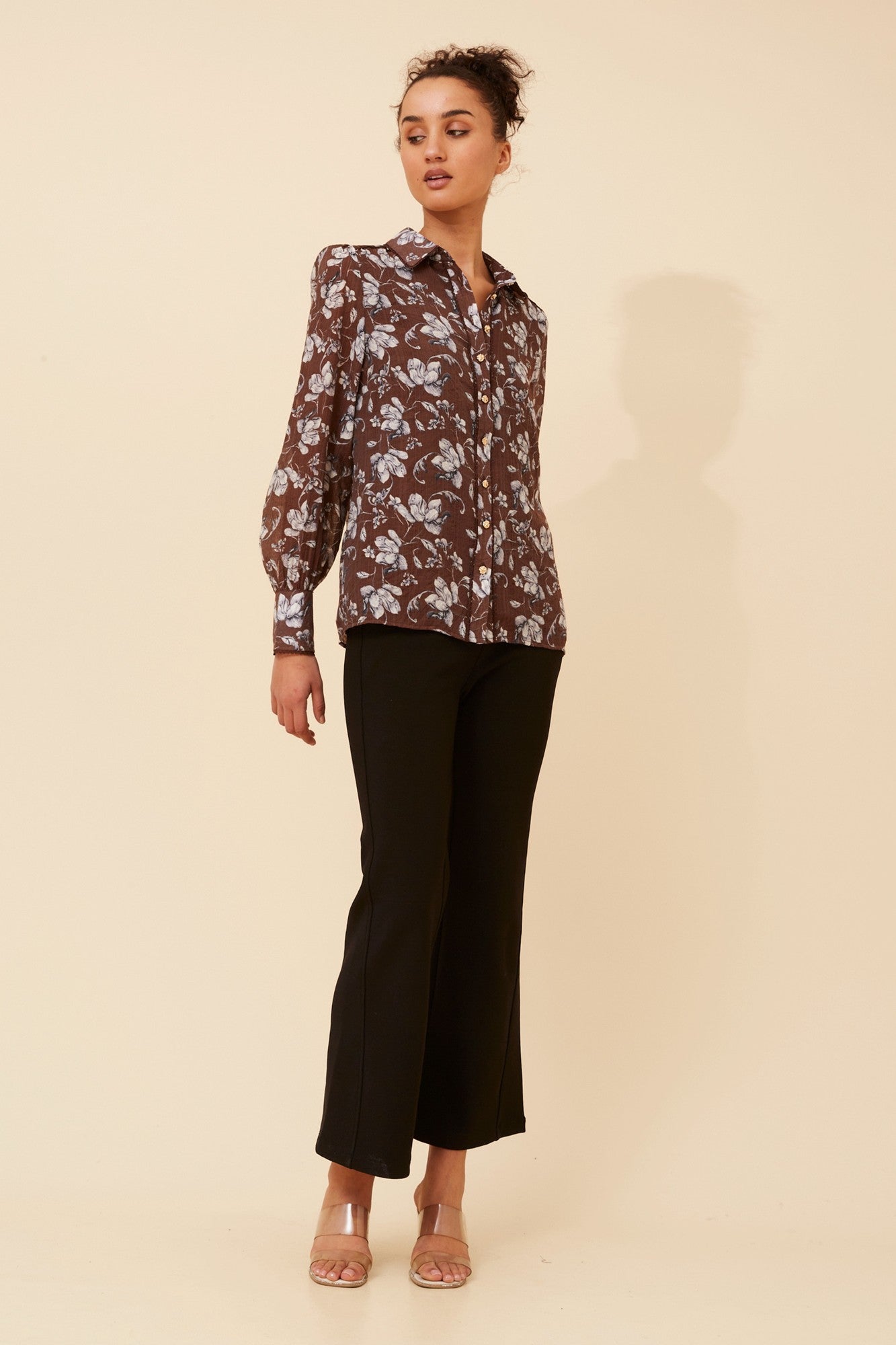 ASILIA FLORAL SHIRT (Chocolate)