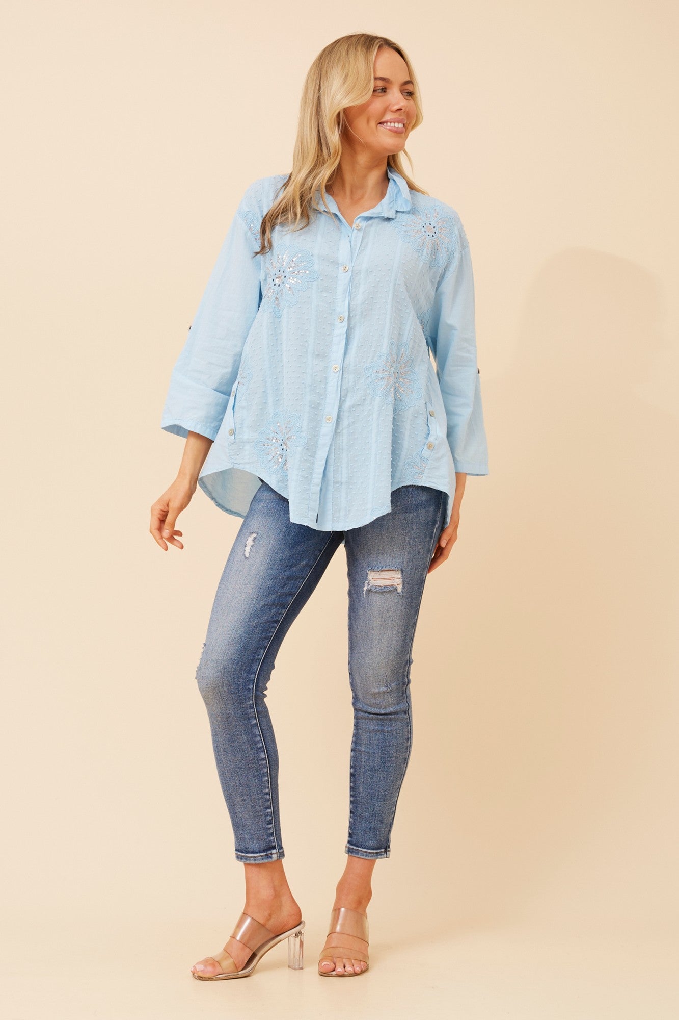 NINETTA FLORAL EMBROIDERED SHIRT (Light Blue)