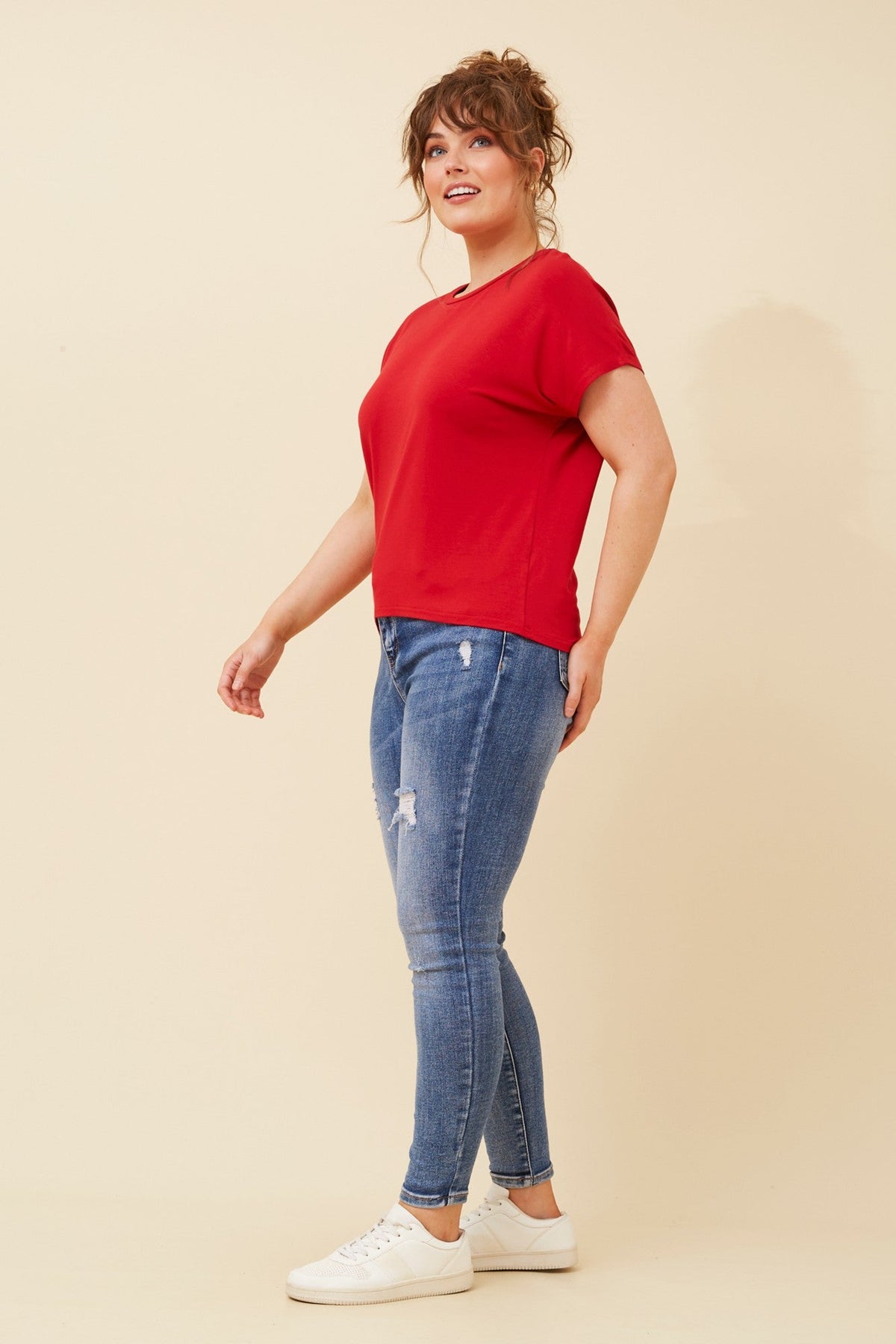 JILLIE SHORT SLEEVE TSHIRT (Rich Red)