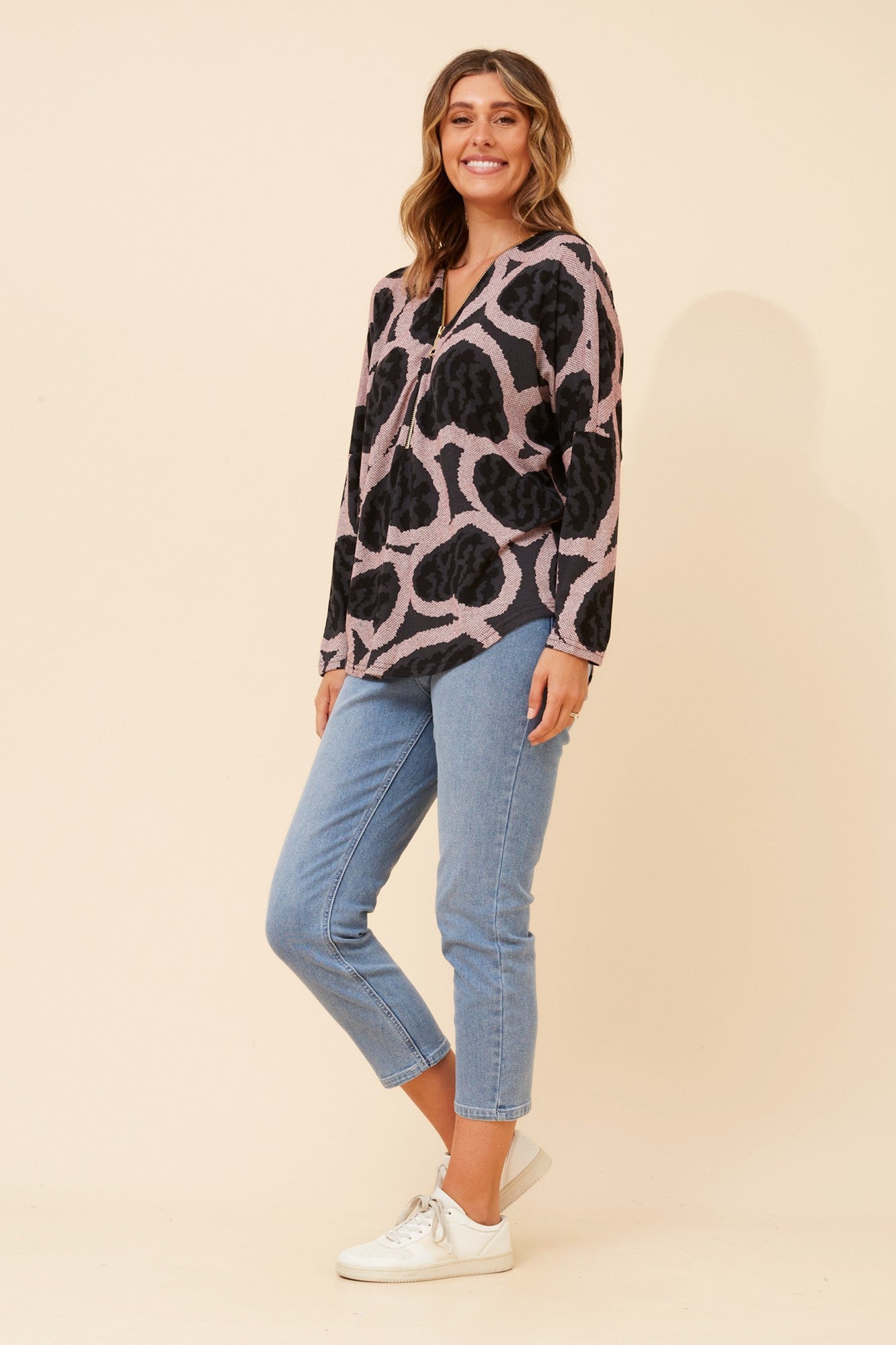 SUVI HEART PRINT TOP (Multi Red)