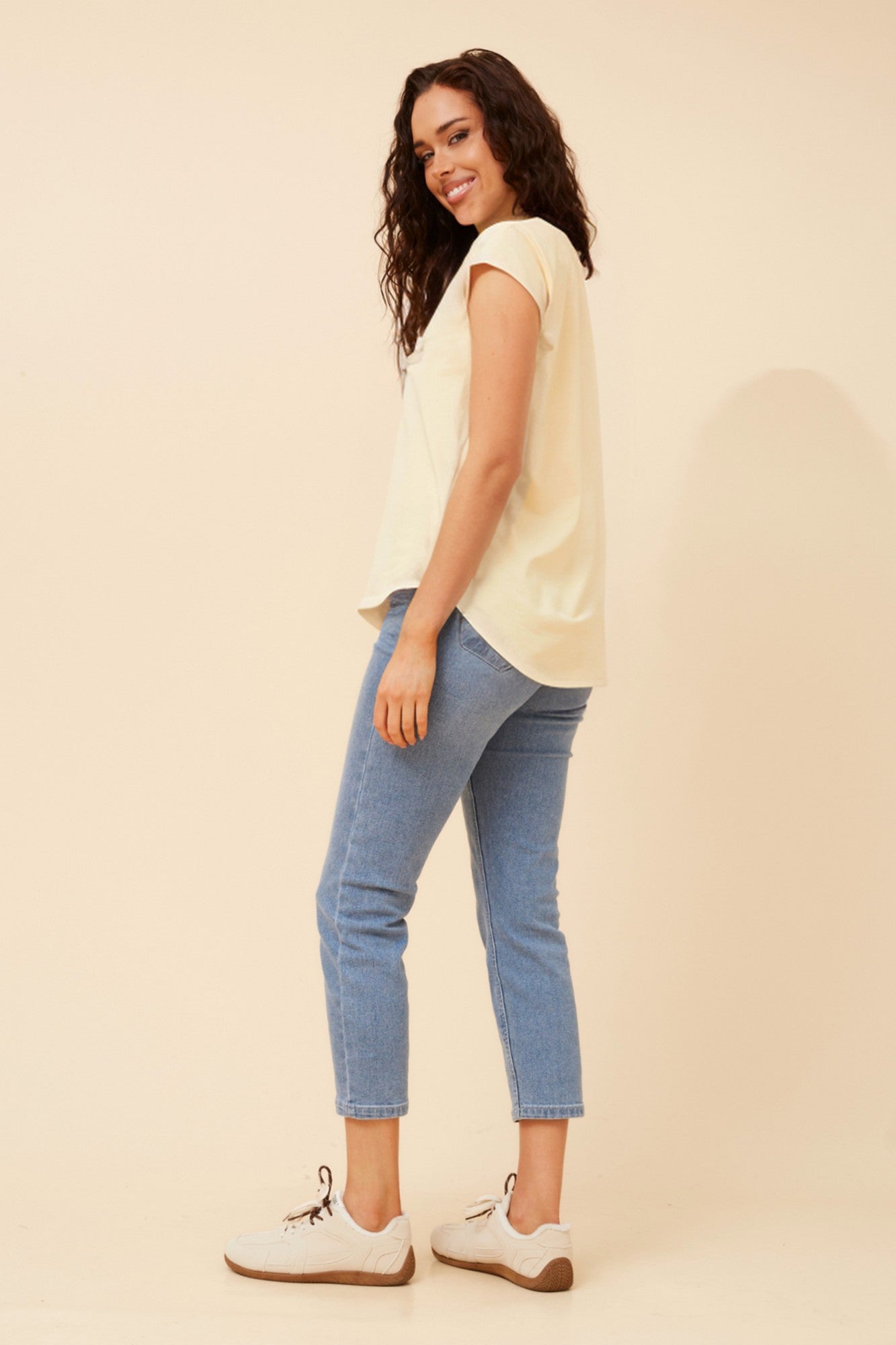 COCO EMBELLISHED T-SHIRT (Lemon Sorbet)
