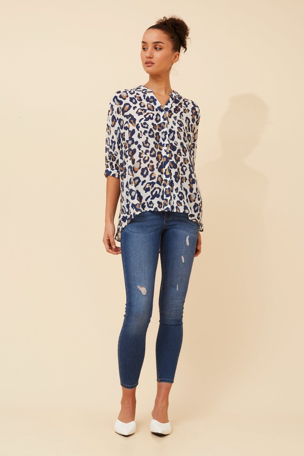 BELINA ANIMAL PRINT SHIRT (Multi Blue)