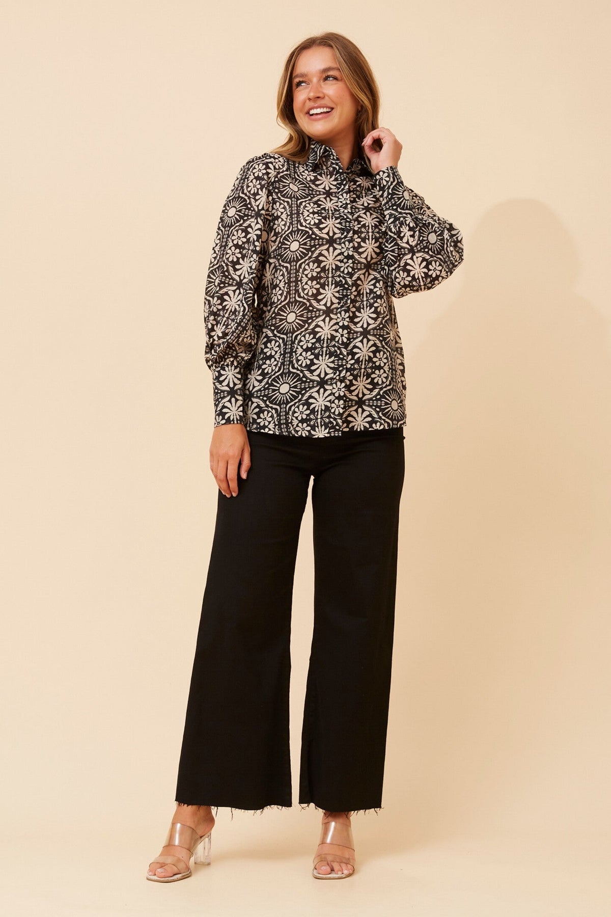 BELLE ABSTRACT PRINT SHIRT (Black)