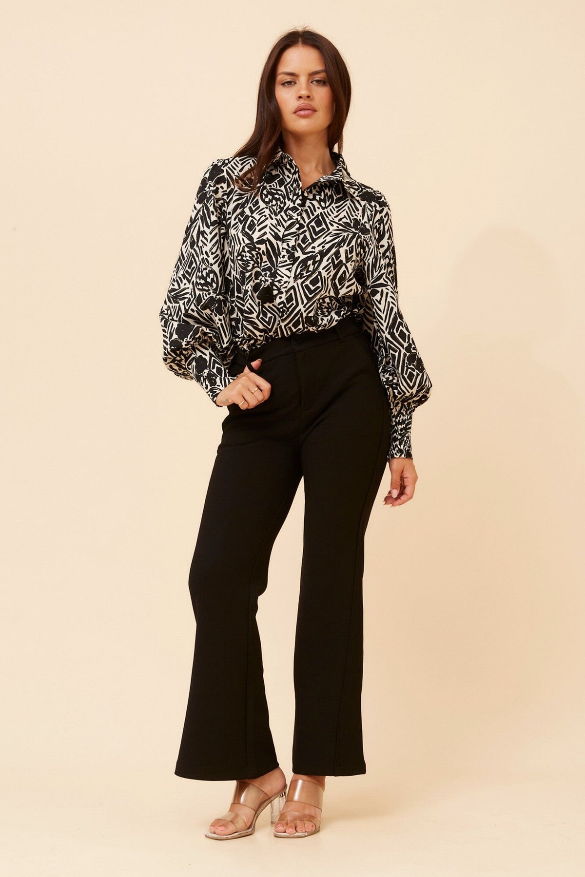 VELLE FLORAL PRINT SHIRT (Black/Cream)