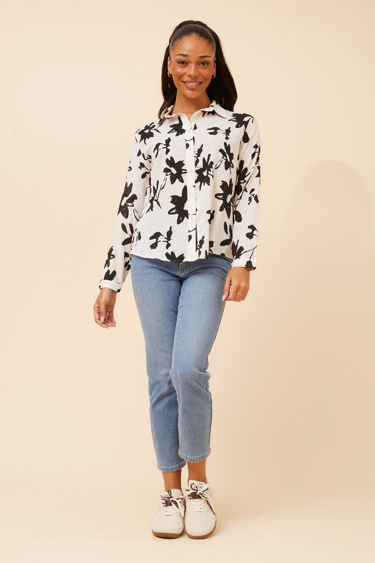 VALEN FLORAL SHIRT (White And Black)