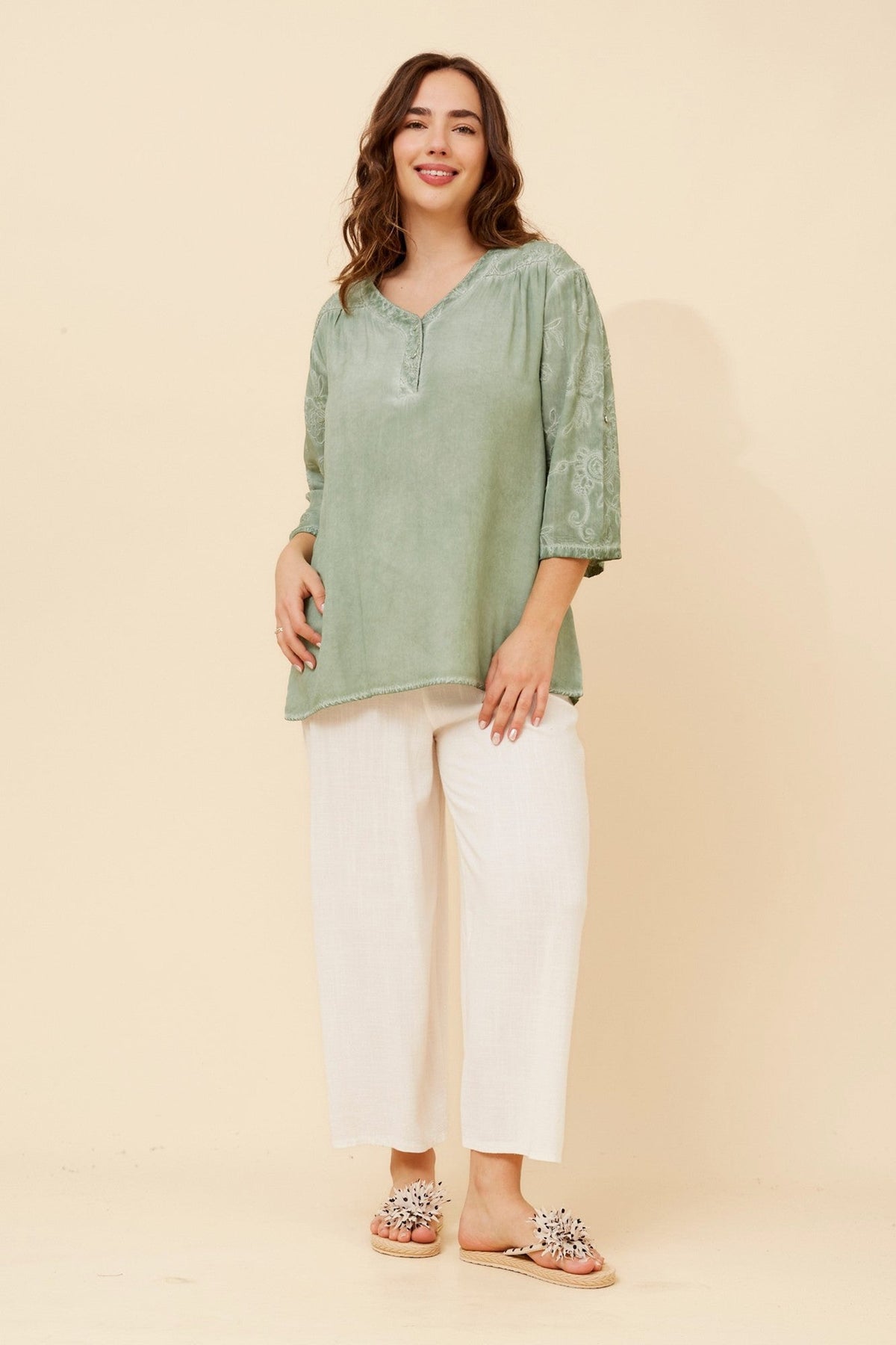 BOTTEGA MODA ROHAN EMBROIDERY TOP (Beige)