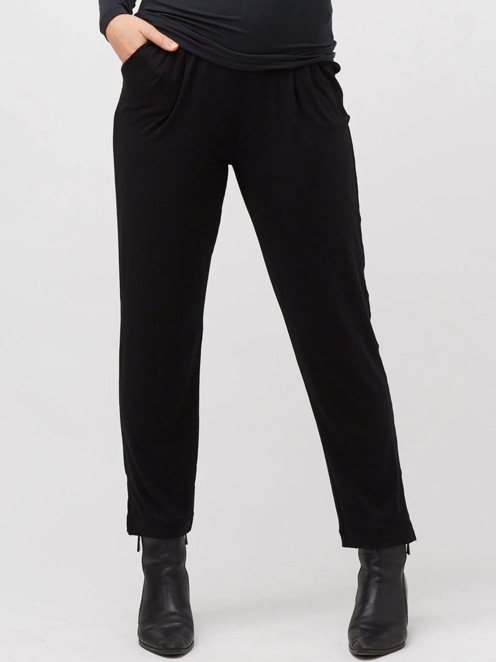 Tani Breeze Pant (Black)