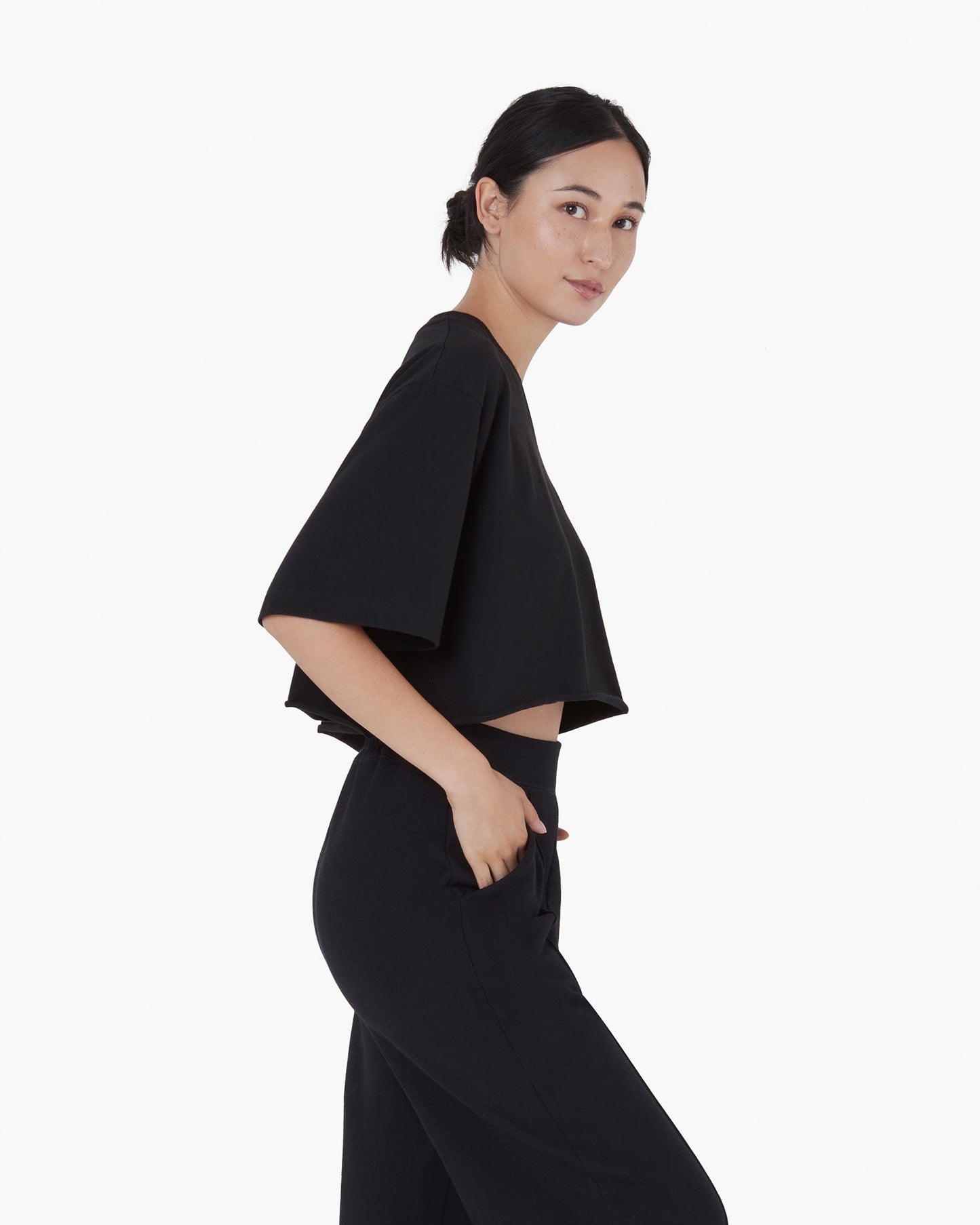 Cropped Tee (Black)