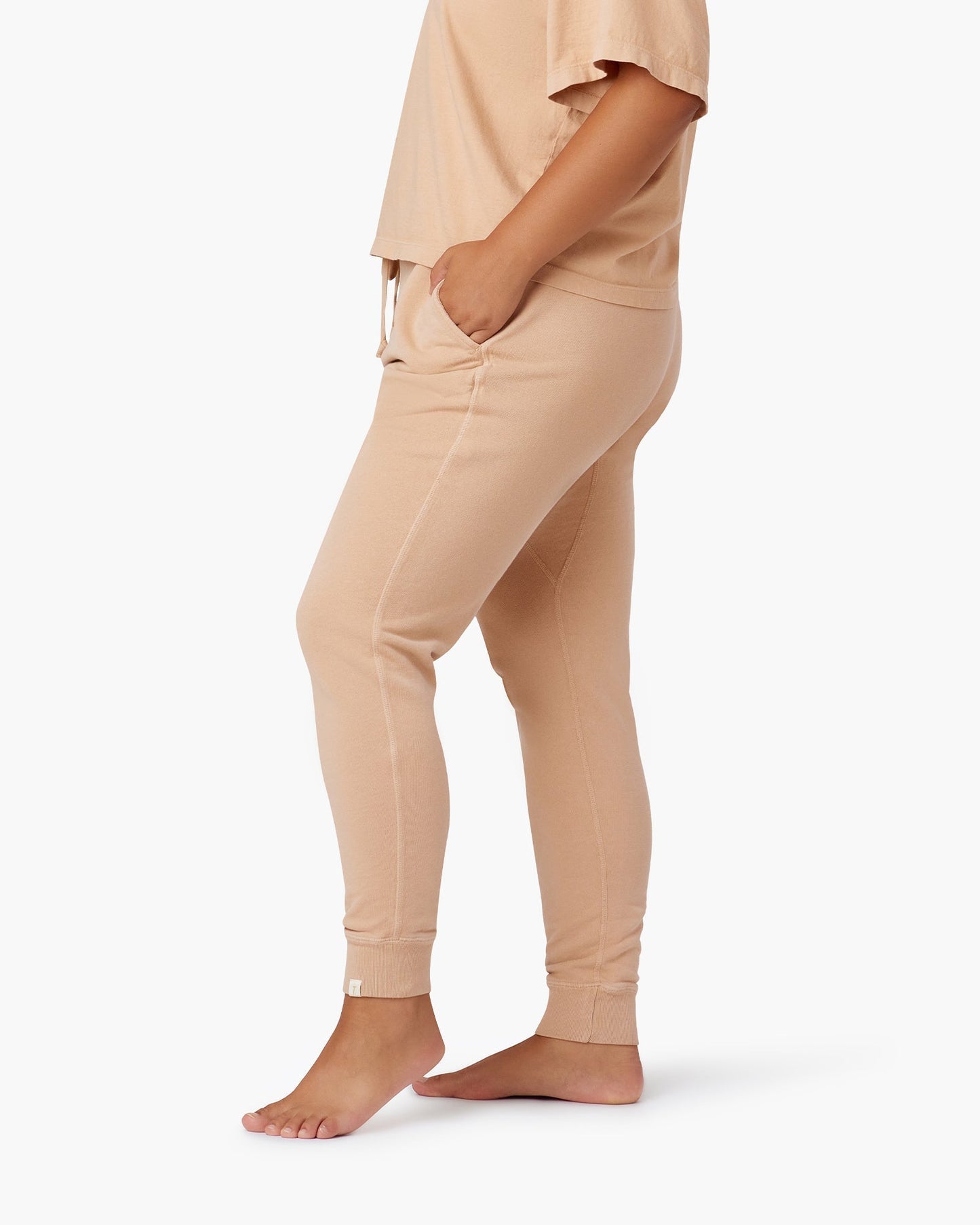 Core Sport Jogger (Bisque)
