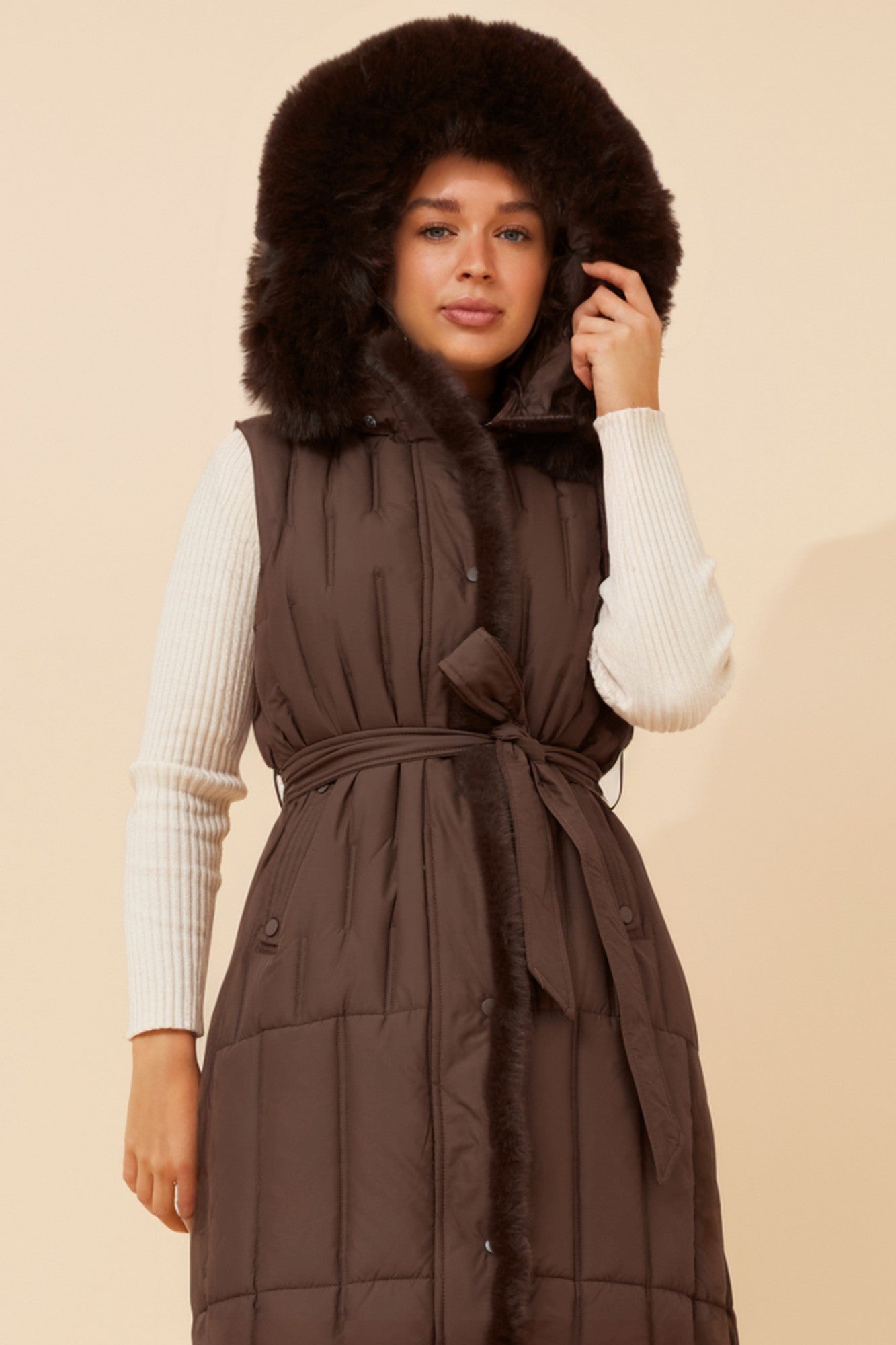 GIORDANA SOLID PUFFER VEST (Beige)