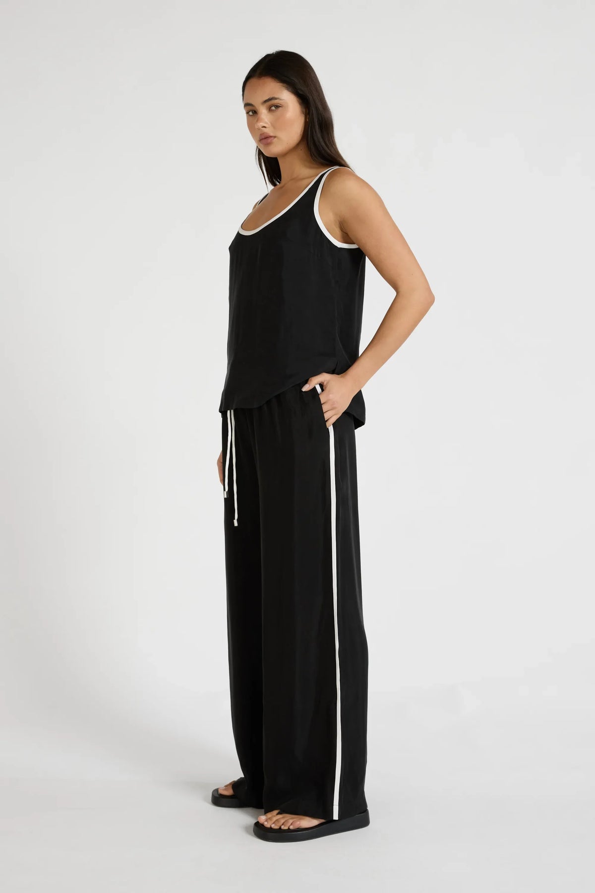 Cupro Contrast Tank (Black)