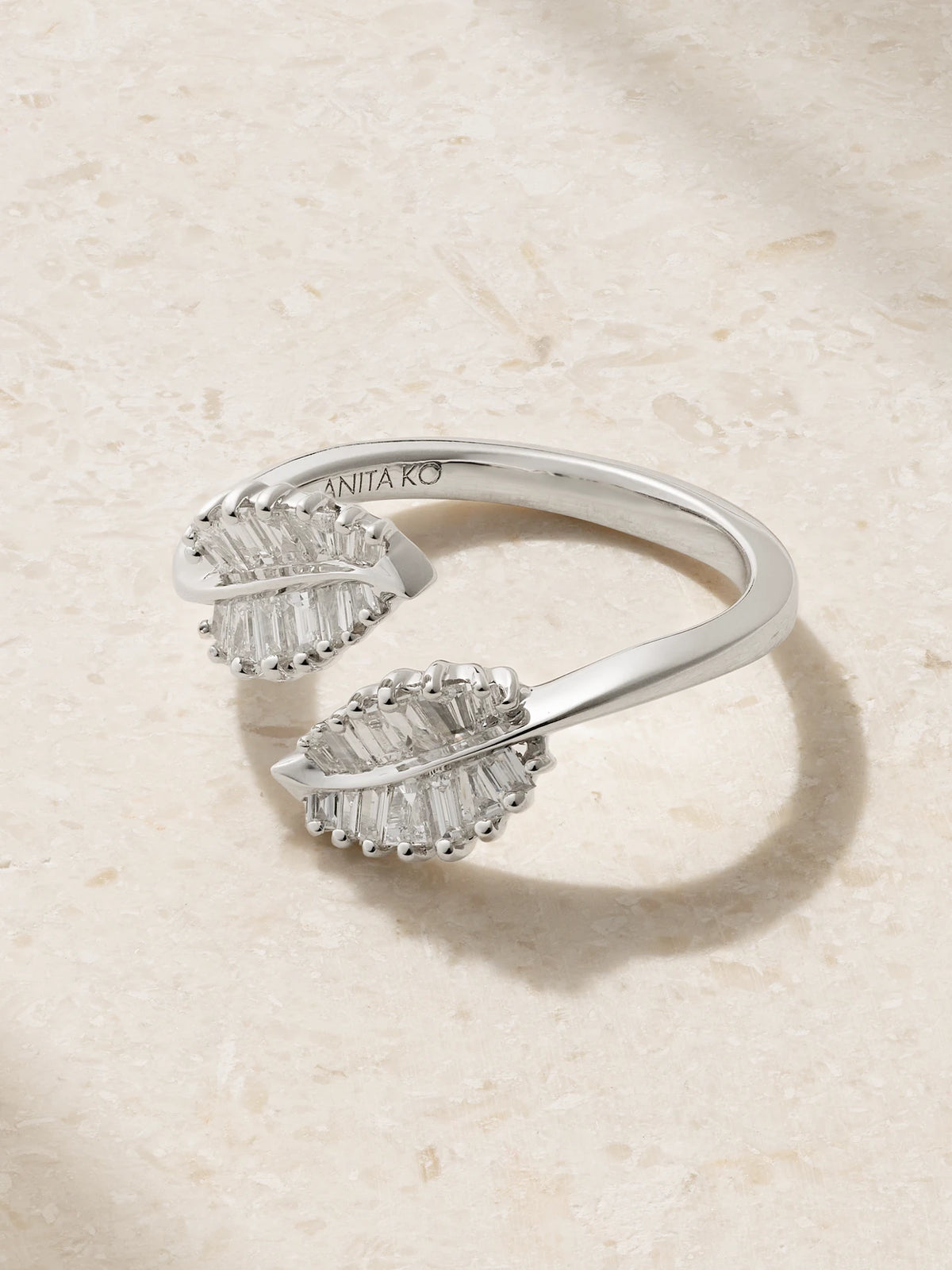Small Palm Leaf 18-karat White Gold Diamond Ring