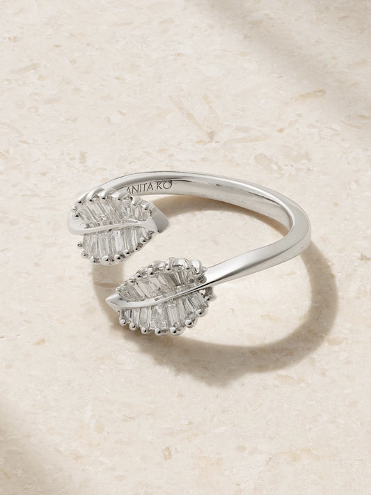 Small Palm Leaf 18-karat White Gold Diamond Ring