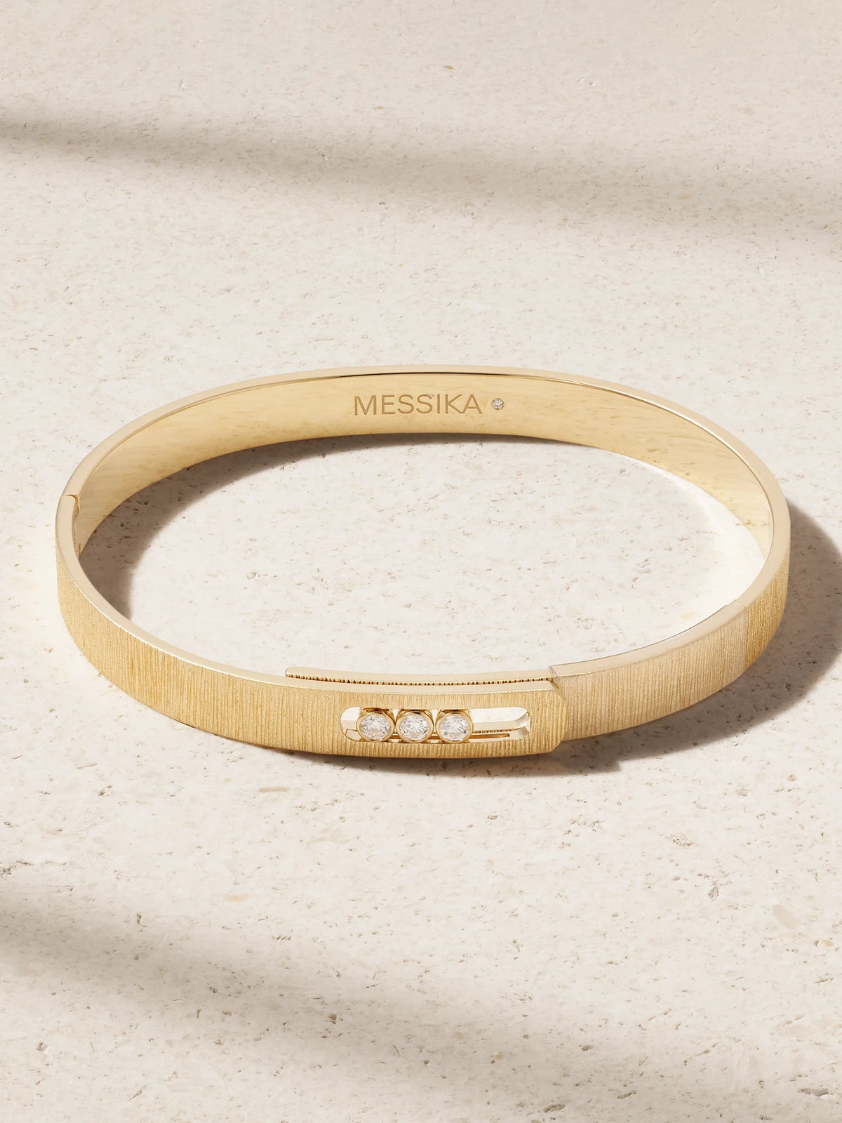 Move Noa Ciselé 14-karat Gold Diamond Bangle