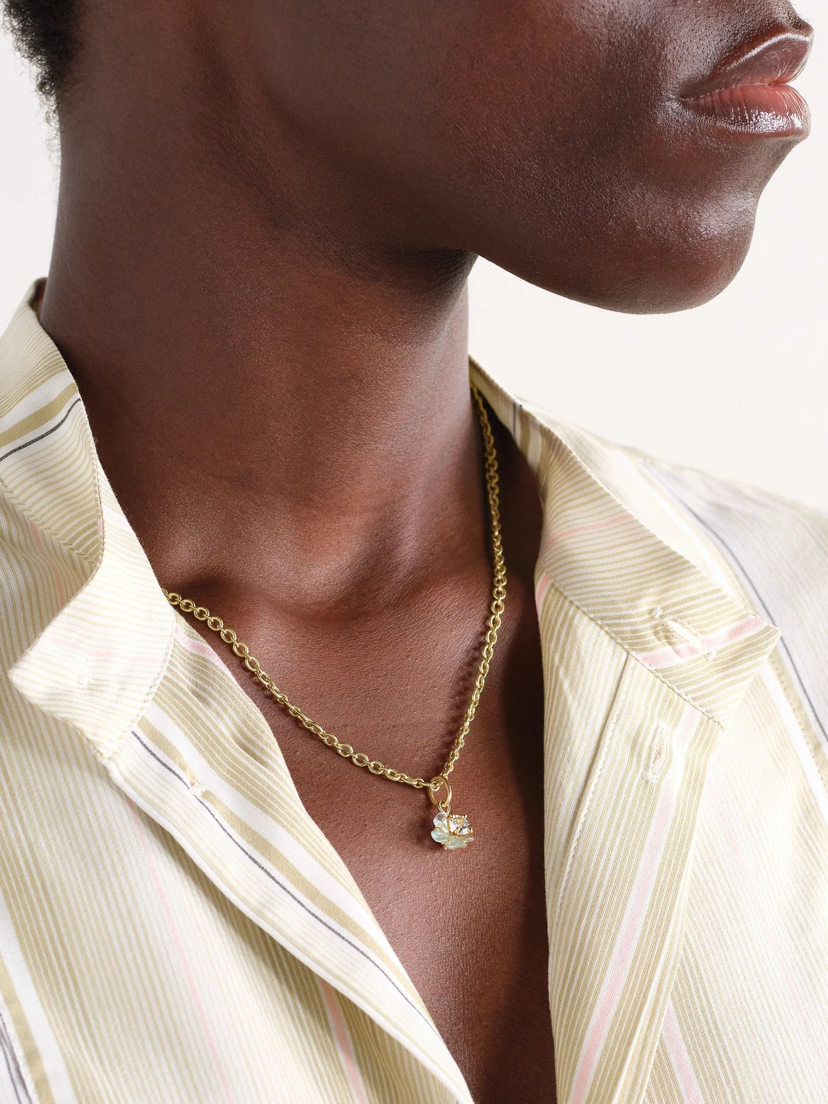 Image of Necklaces. Product name - Tropical Flower 18-karat Gold Aquamarine Necklace in Multi colour by brand - Irene Neuwirth