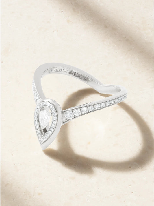 Fiery 18-karat White Gold Diamond Ring