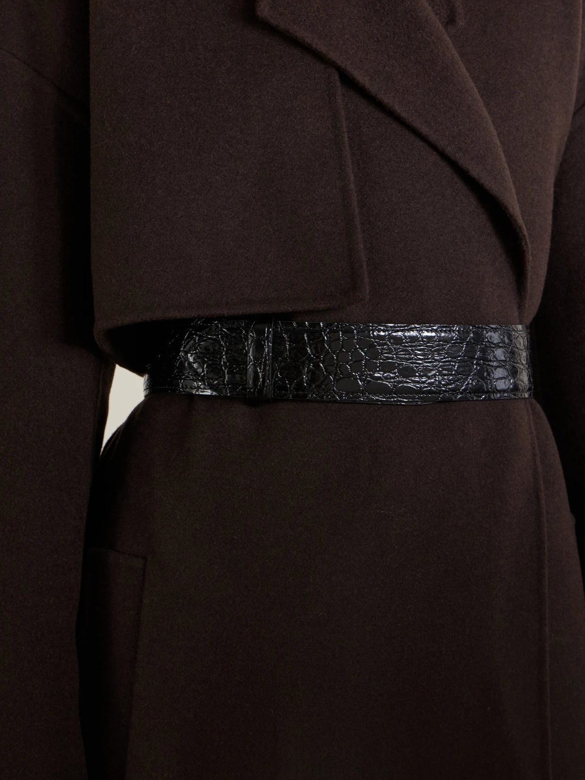 KHAITE Theo Croc-effect Leather Belt