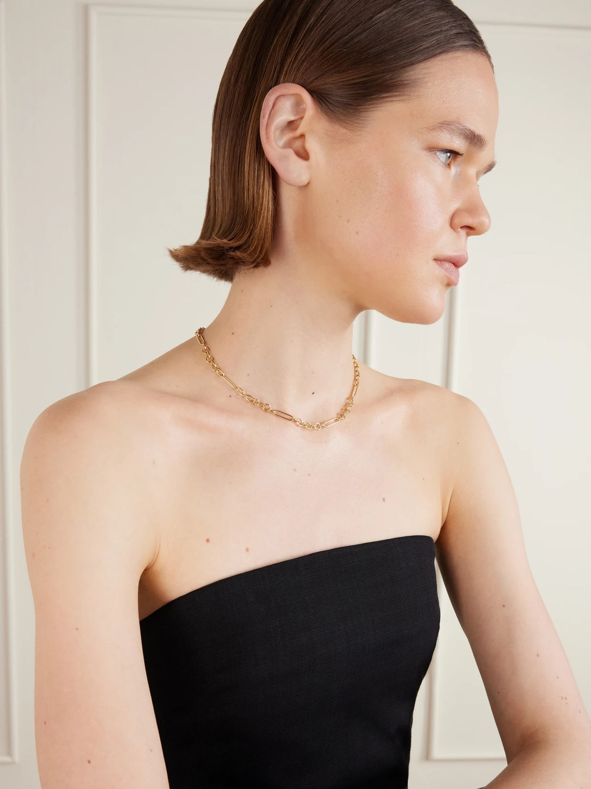 Image of Necklaces. Product name - Small Mixed Clip 18-karat Gold Necklace in Multi colour by brand - FoundRae