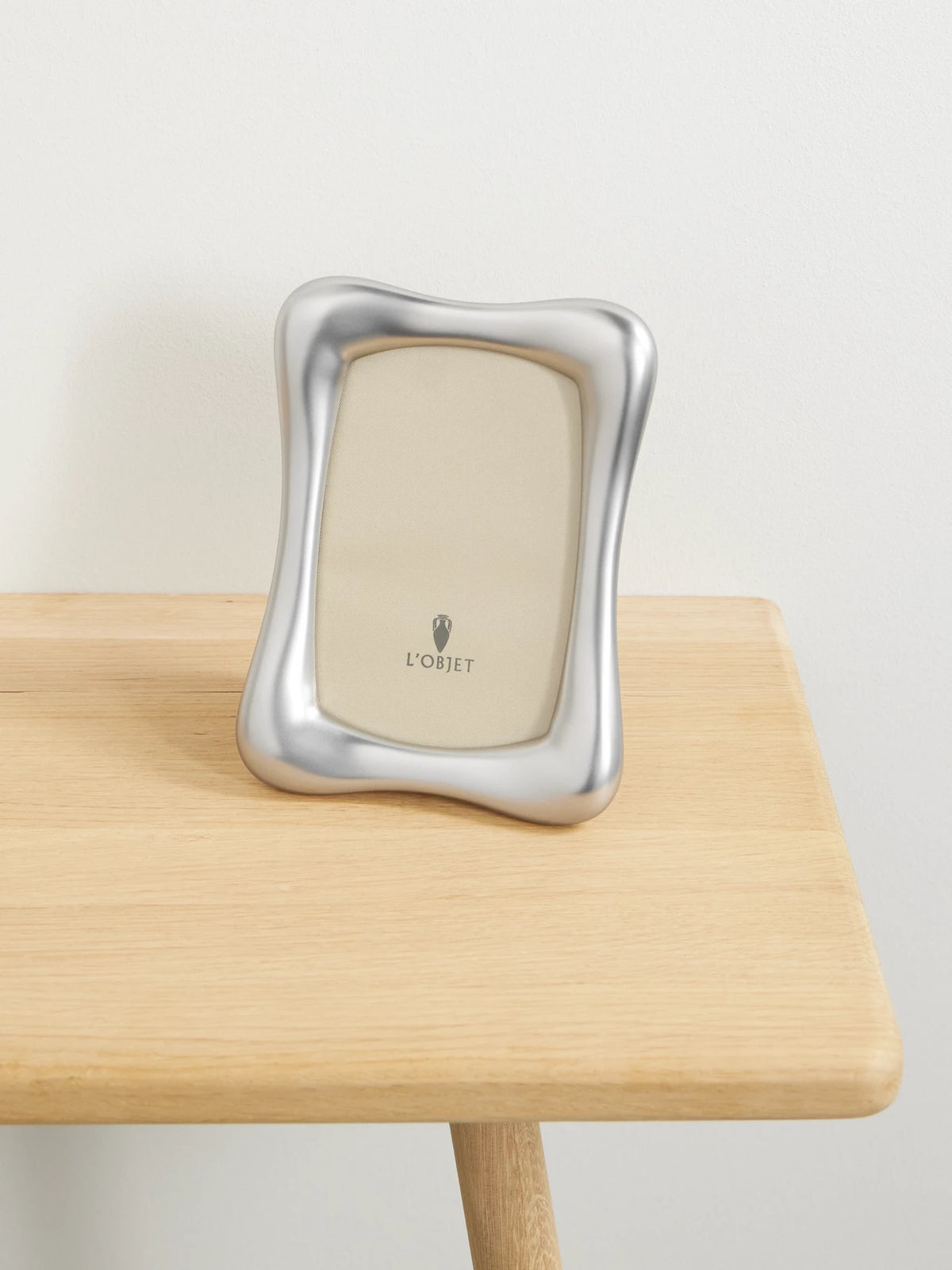 Anton Platinum-plated 4x6" Picture Frame