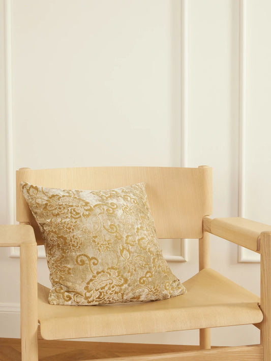 The House of Lyria Sponge Floral-jacquard Damask Cushion