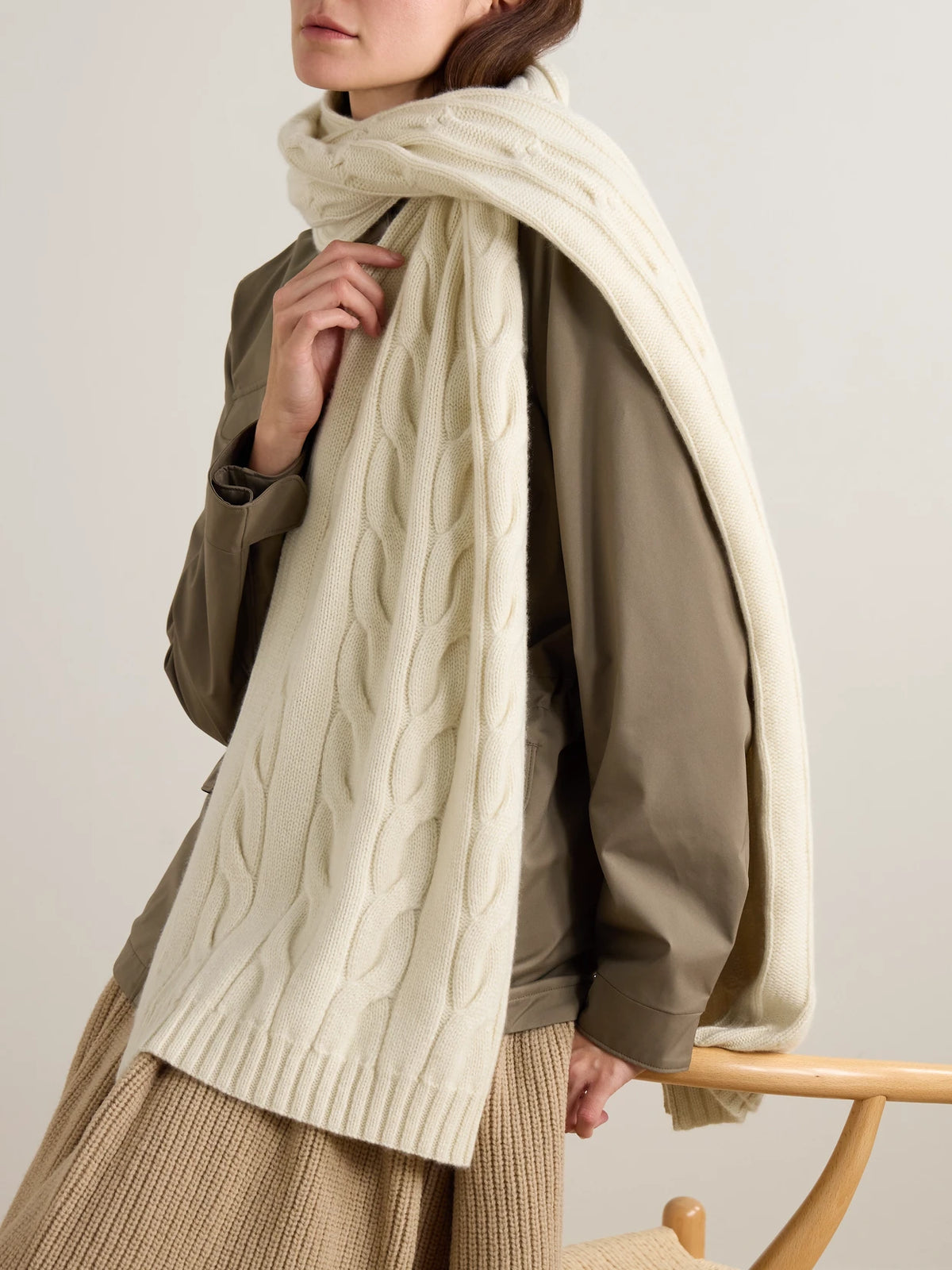 Image of Scarves & Shawls. Product name - Cable-knit Cashmere Scarf in Cream colour by brand - Loro Piana