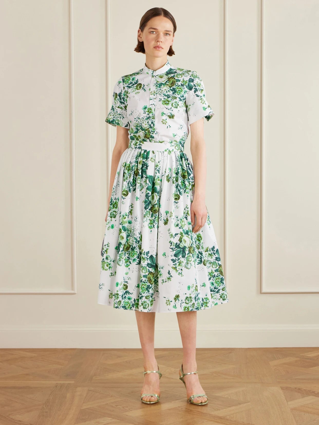 Image of a model wearing Tops. Product name - Floral-print Cotton-poplin Shirt in Mint colour by brand - Erdem