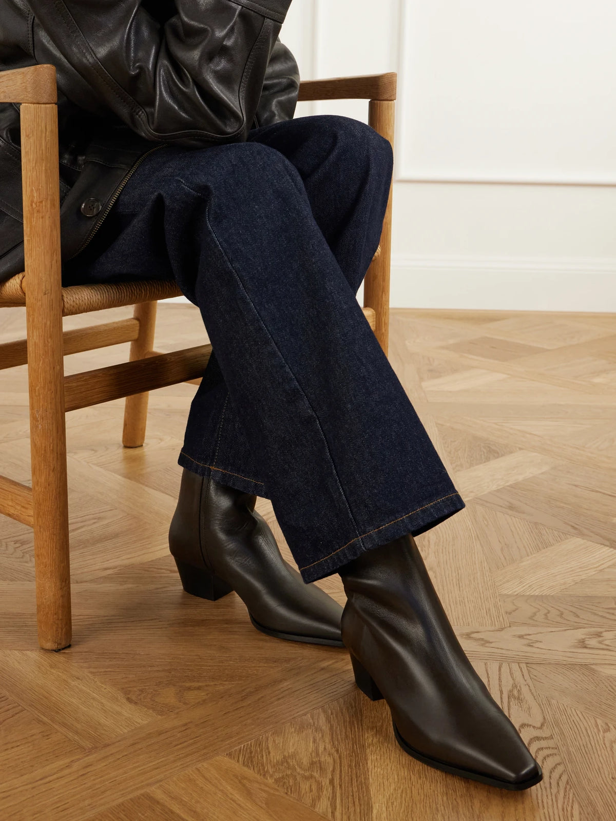 Aeyde Baba 40 Leather Ankle Boots