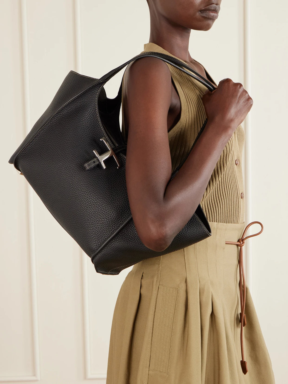 Image of Bags. Product name - T Timeless Small Leather Shoulder Bag in Black colour by brand - Tod's