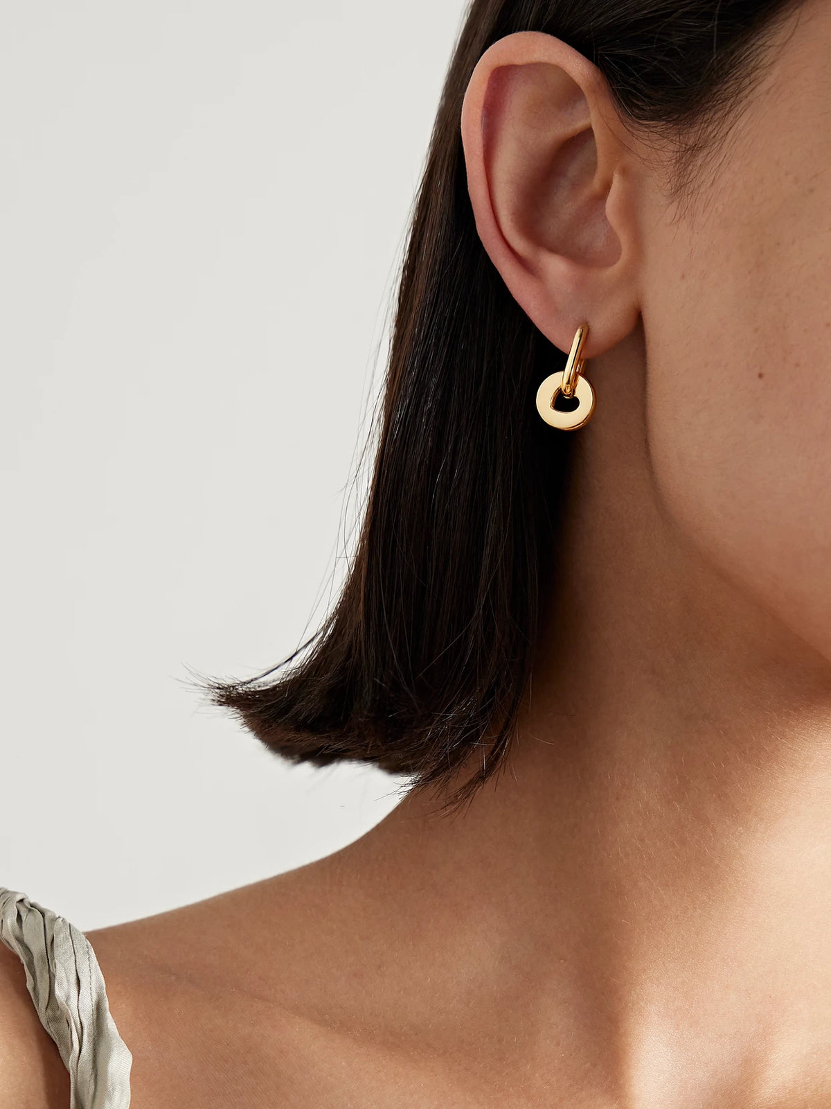 Image of Earrings. Product name - Love Petite Chubby Heart Beat 18-karat Gold Single Earring in Multi colour by brand - FoundRae
