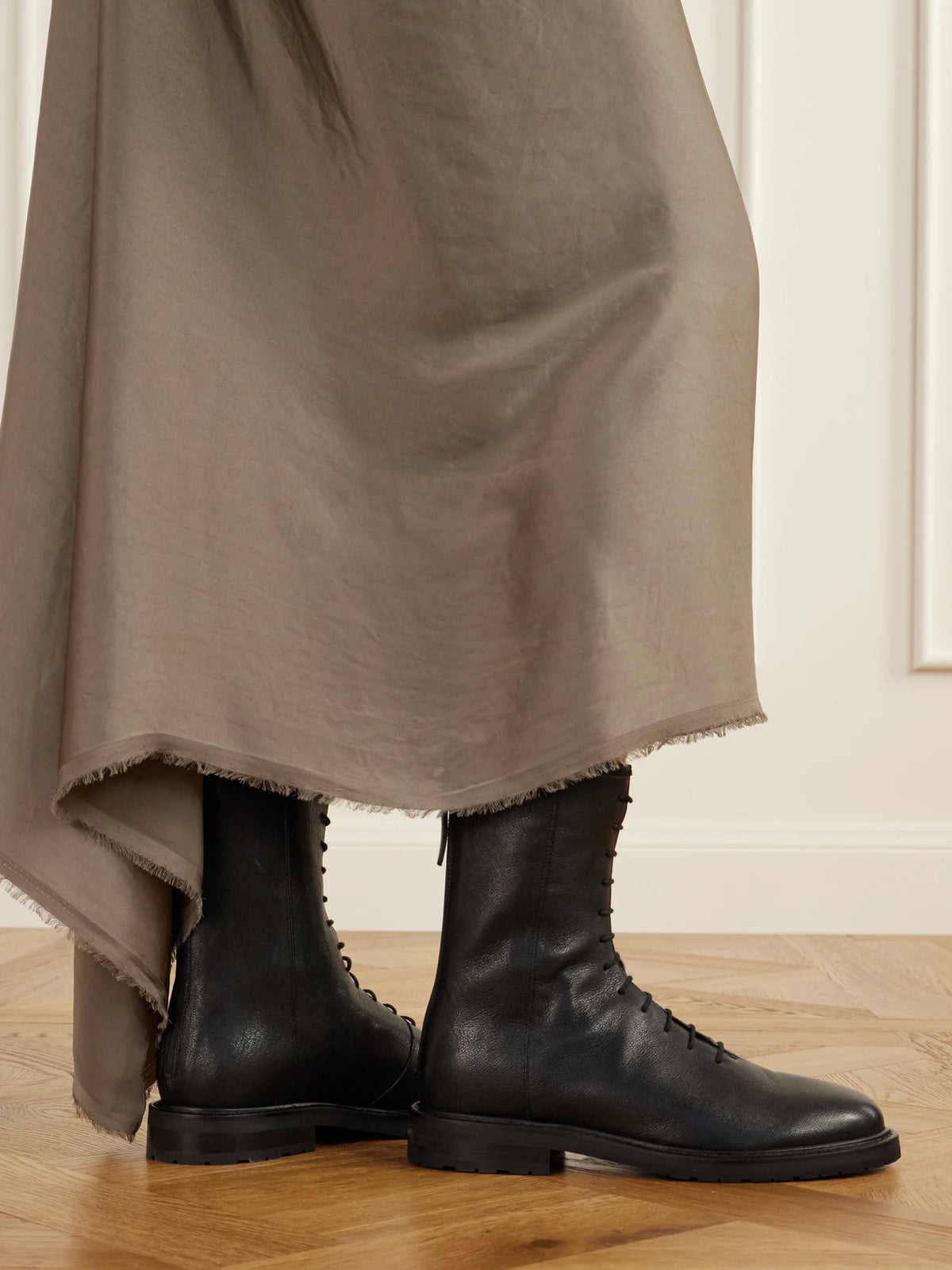 LEGRES 08 Leather Ankle Boots