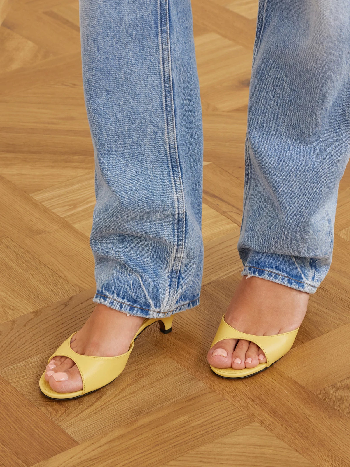 Hynia 40 Leather Mules
