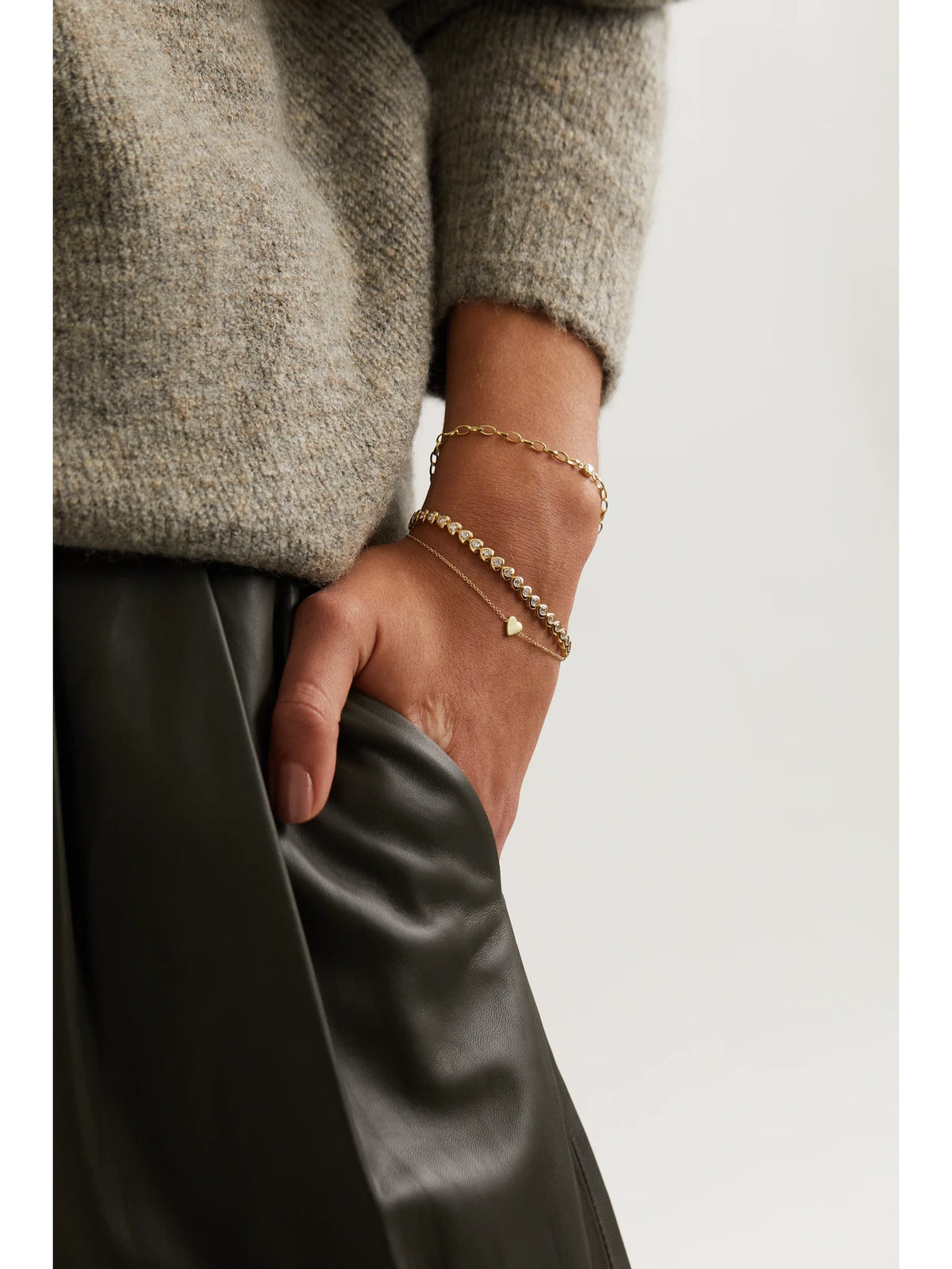 Image of Bracelets. Product name - Mini Heart 18-karat Gold Bracelet in Multi colour by brand - Jennifer Meyer