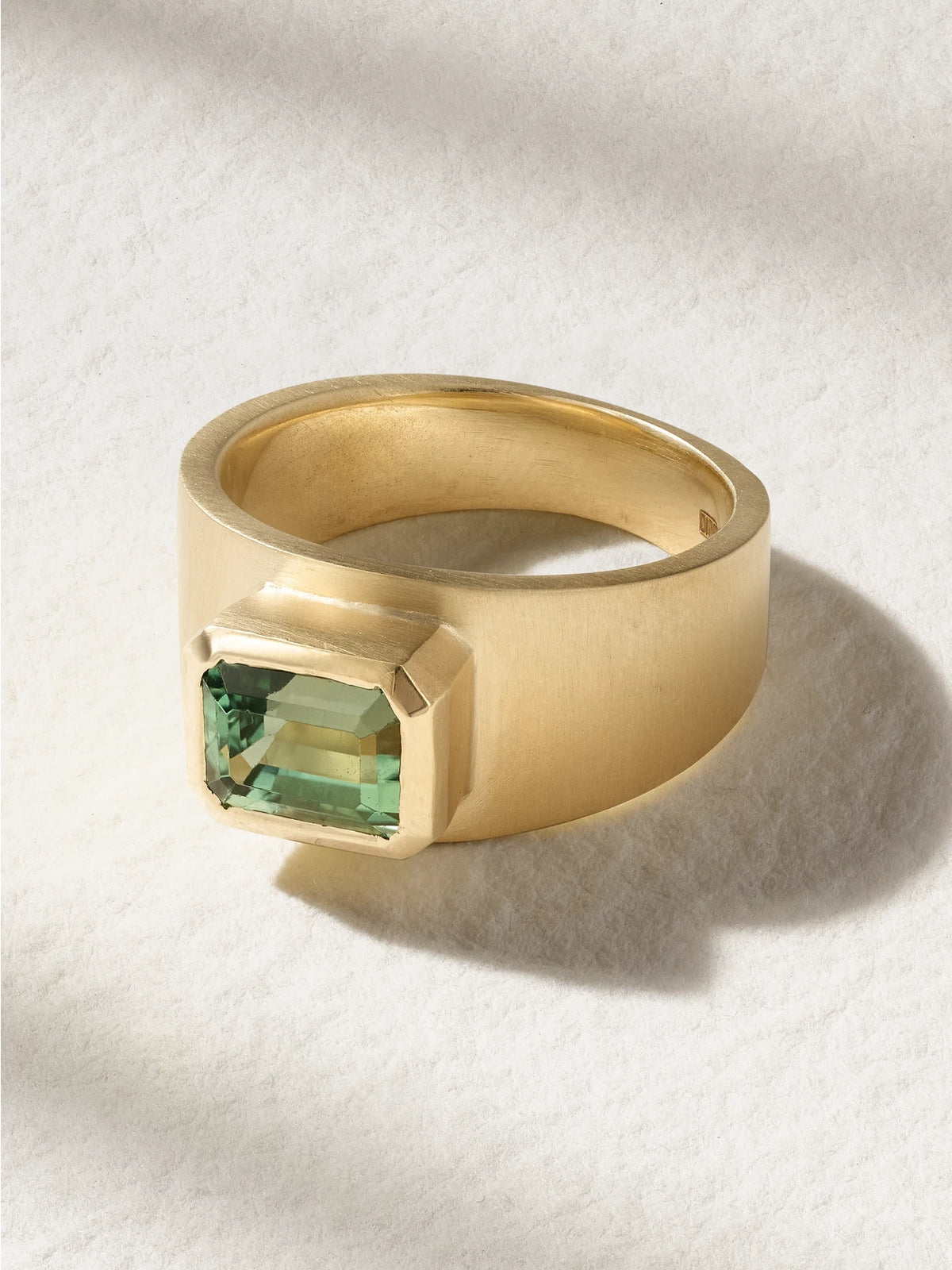 Gemmy Gem 18-karat Gold Tourmaline Ring