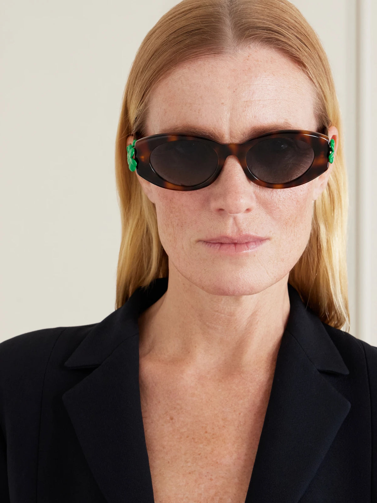 Image of Sunglasses. Product name - Dior clover B1i Round-frame Acetate Sunglasses in Tortoiseshell colour by brand - DIOR Eyewear