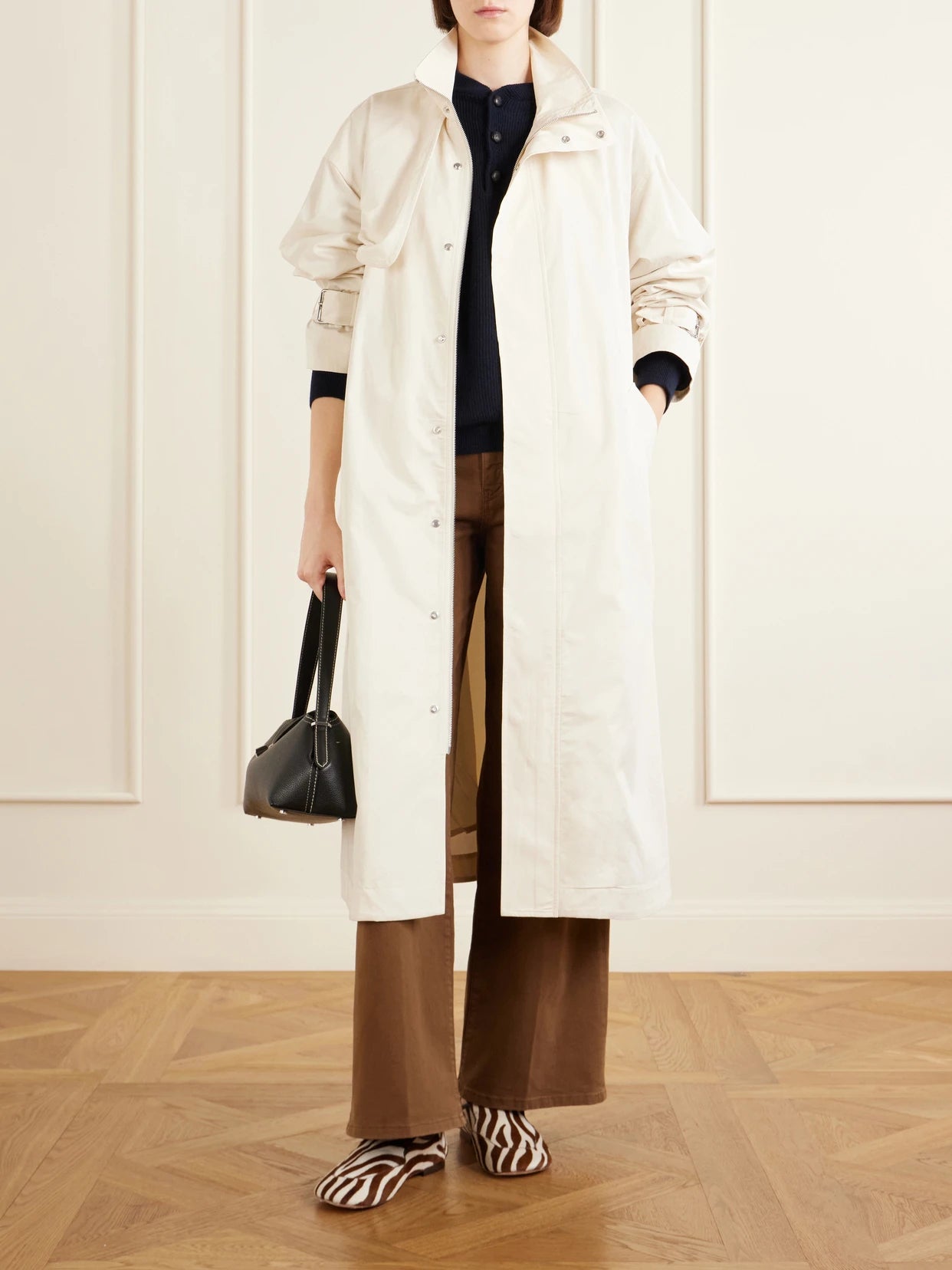 Image of Coats & Jackets. Product name - The Field Belted Cotton-twill Trench Coat in Cream colour by brand - FRAME