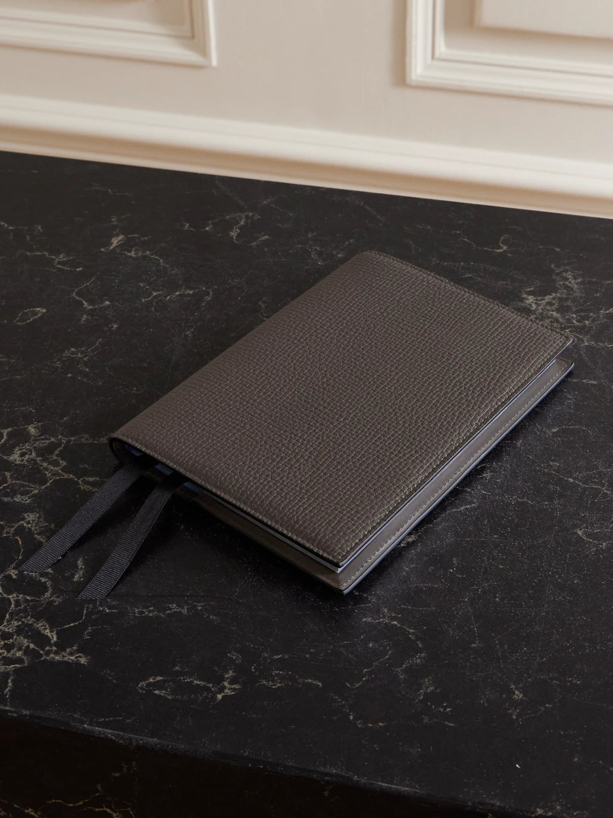 Evergreen Ludlow Refillable Textured-leather Notebook