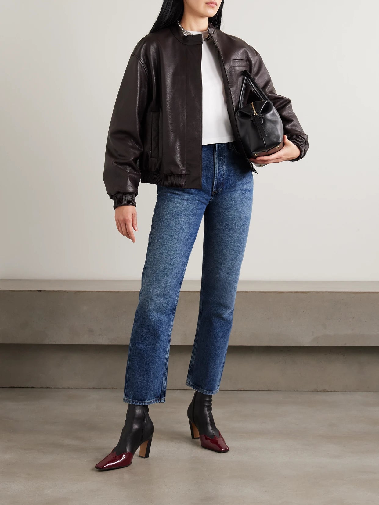 Image of Jeans. Product name - + Net Sustain '90s Pinch Waist High-rise Straight-leg Organic Jeans in Dark denim colour by brand - AGOLDE