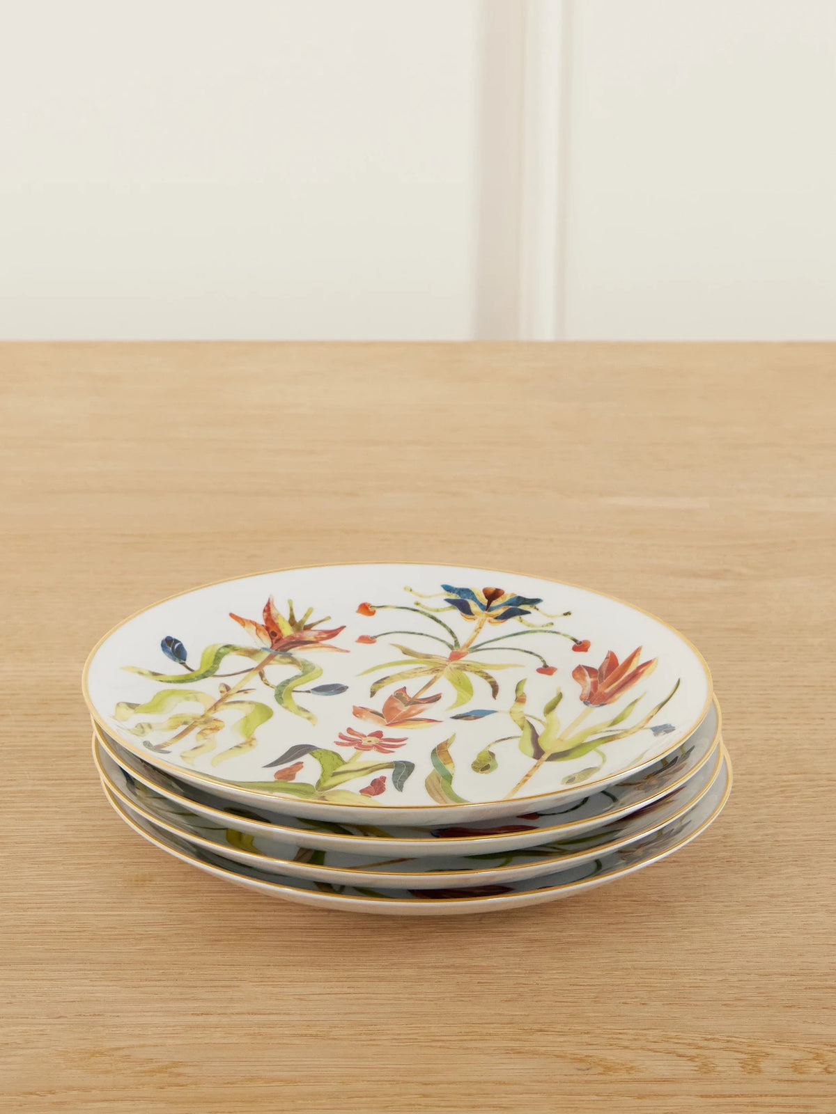 Grand Tour Set Of Four Gold-plated Porcelain Dessert Plates