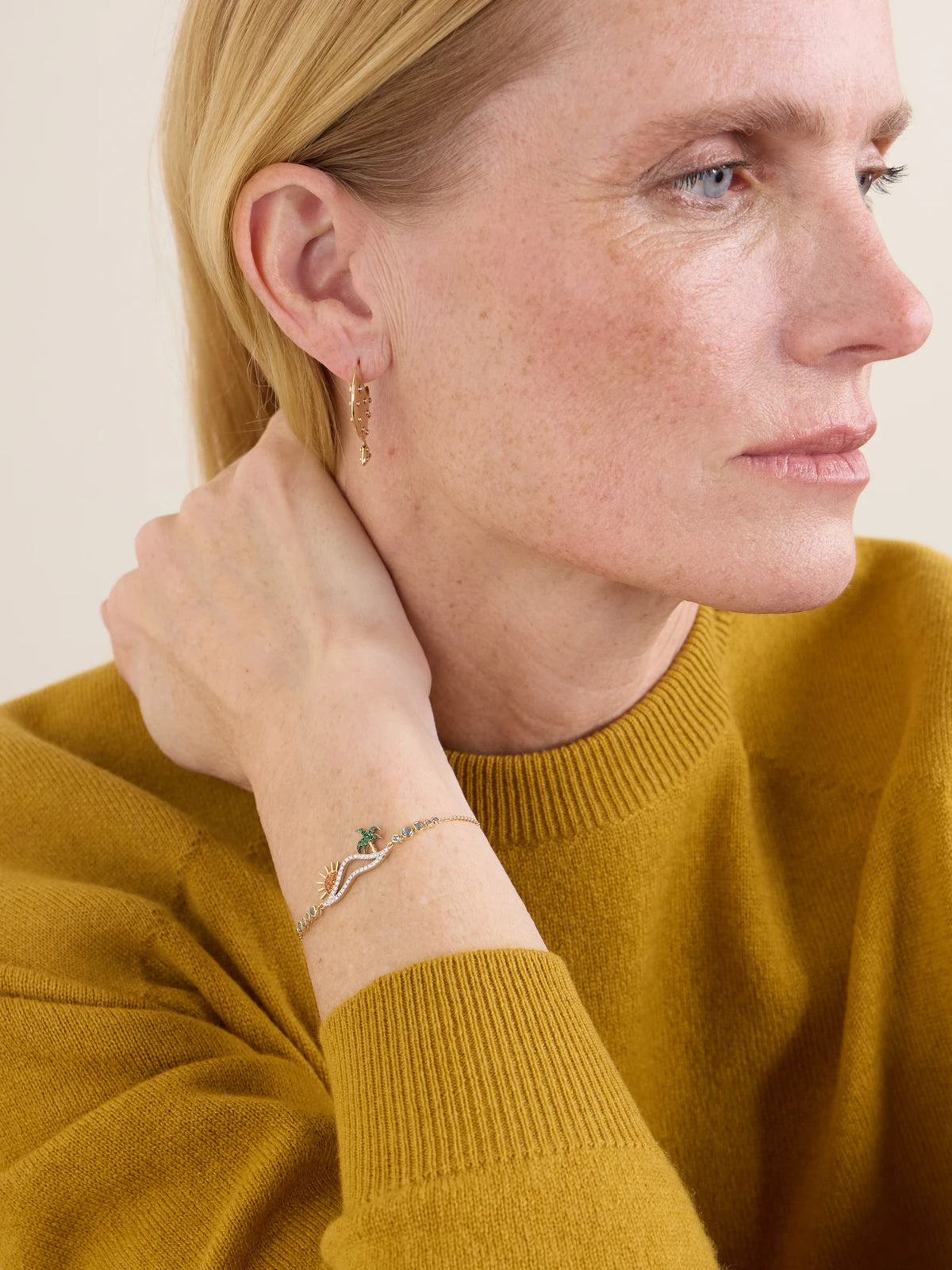 Image of Bracelets. Product name - La Plage 9-karat Gold Multi-stone Bracelet in Multi colour by brand - Yvonne Léon