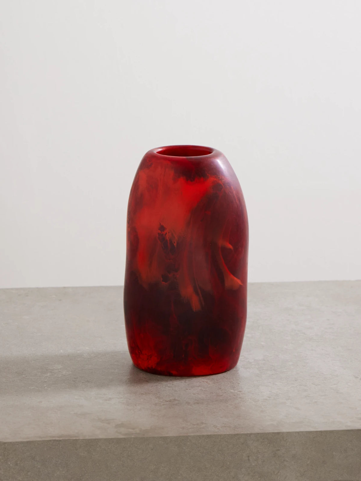 Pebble Medium Resin Vase