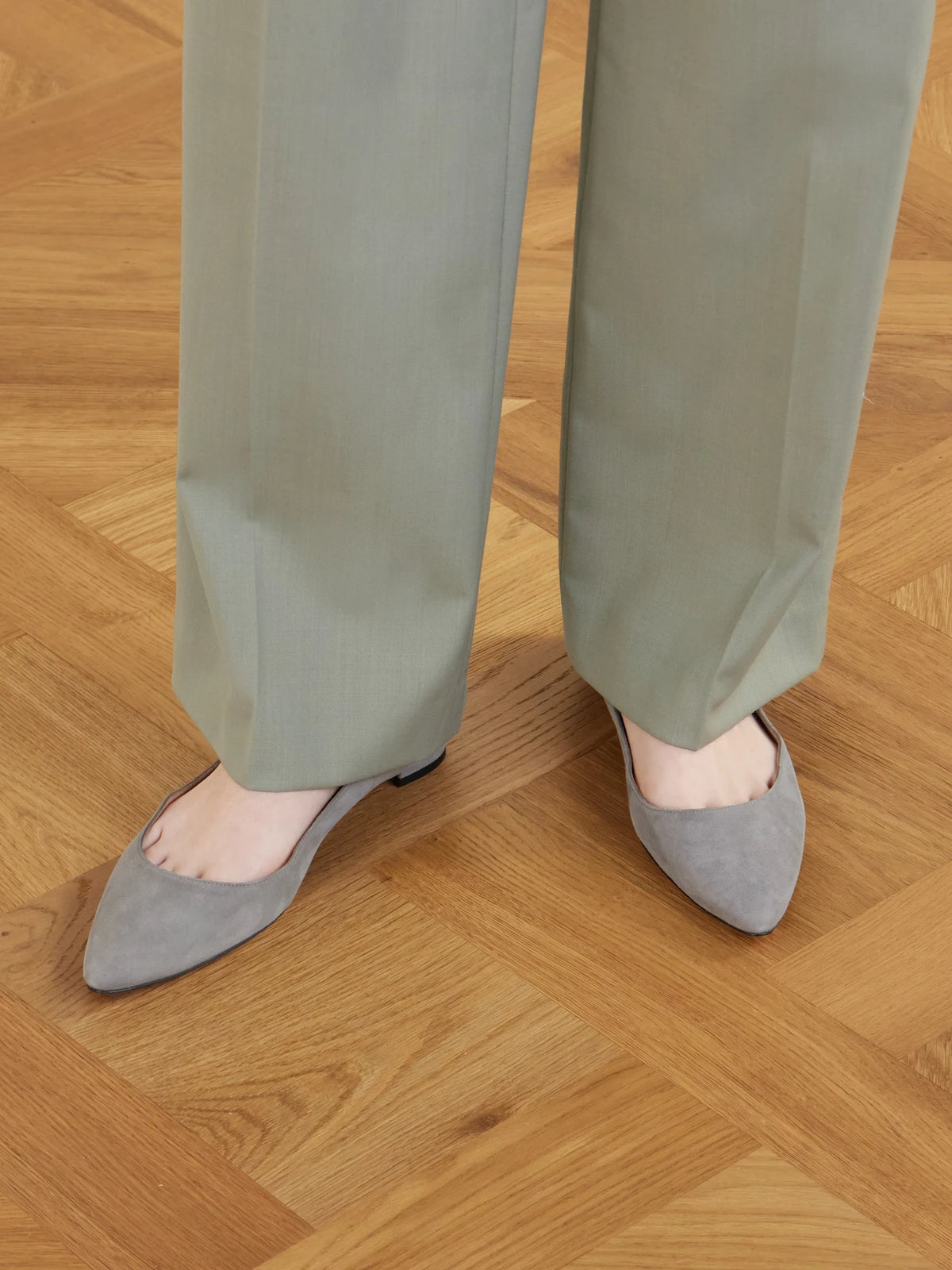 Bb Suede Ballet Flats