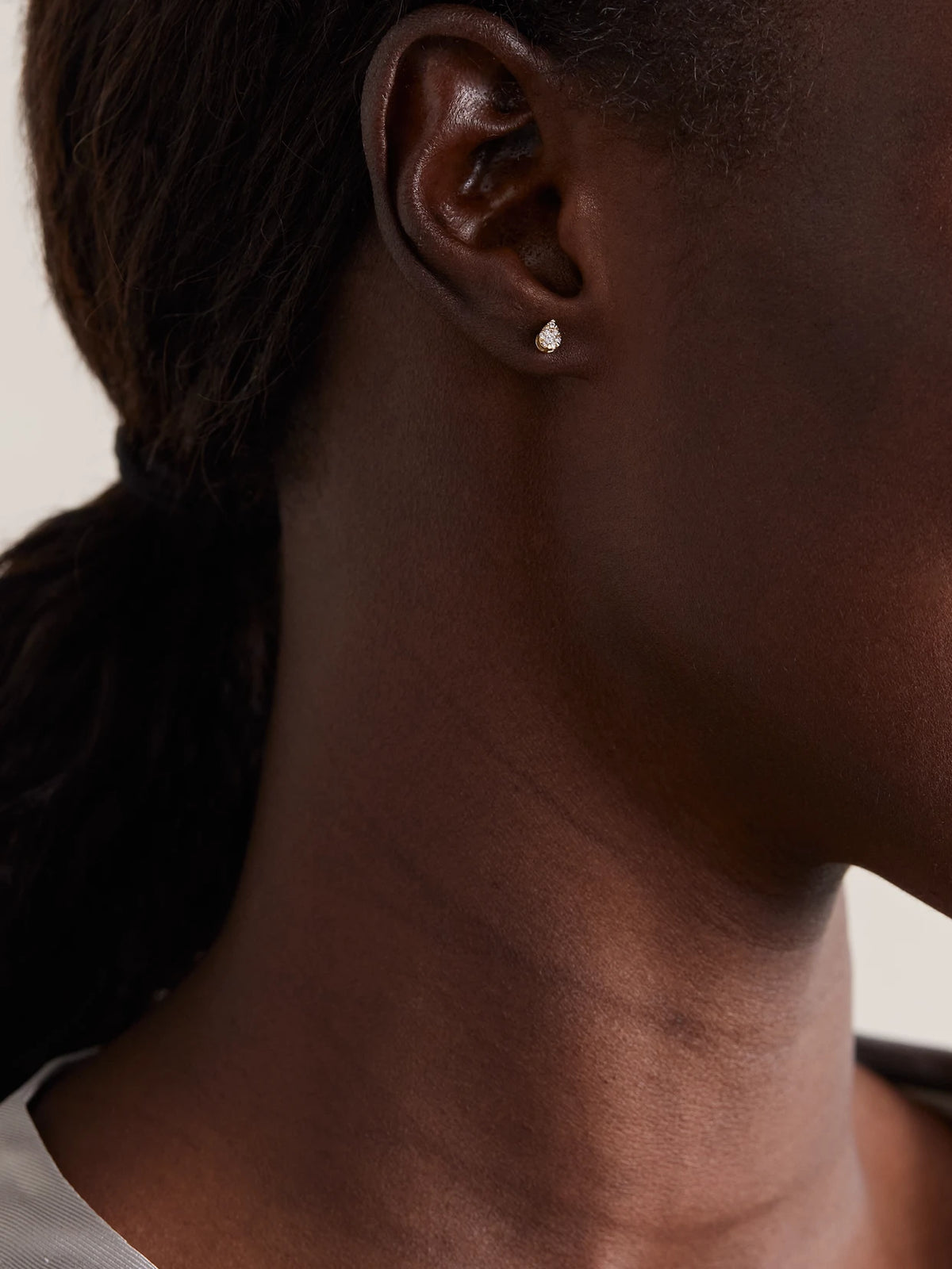 Image of Earrings. Product name - 18-karat Gold Diamond Single Earring in Multi colour by brand - Persée